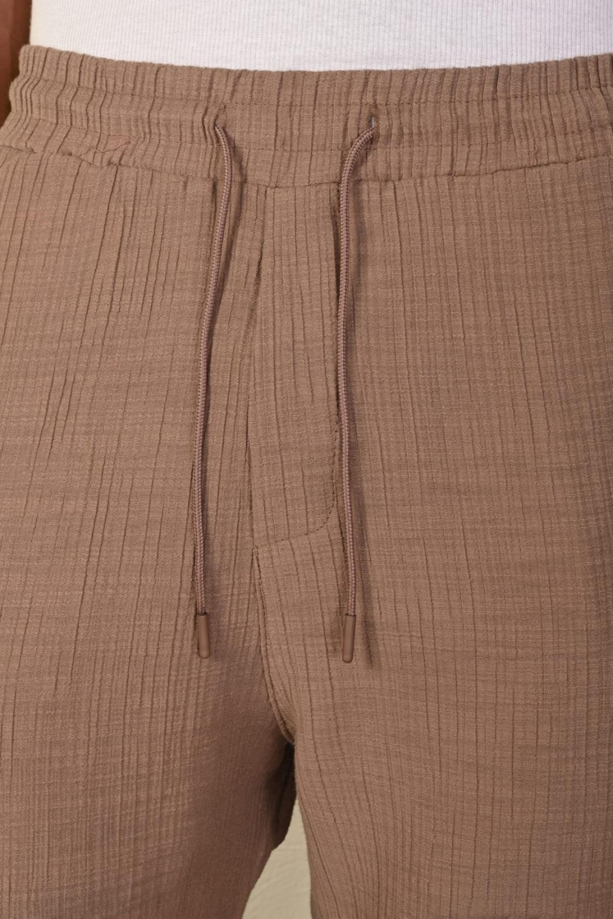 Wholesale Men Beige Pants 738632