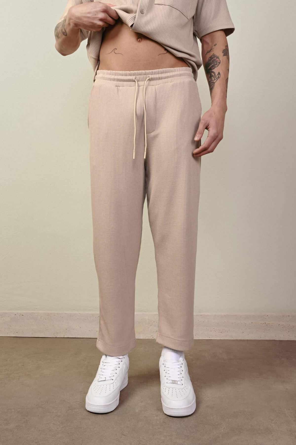 Wholesale Men Beige Pants 738724