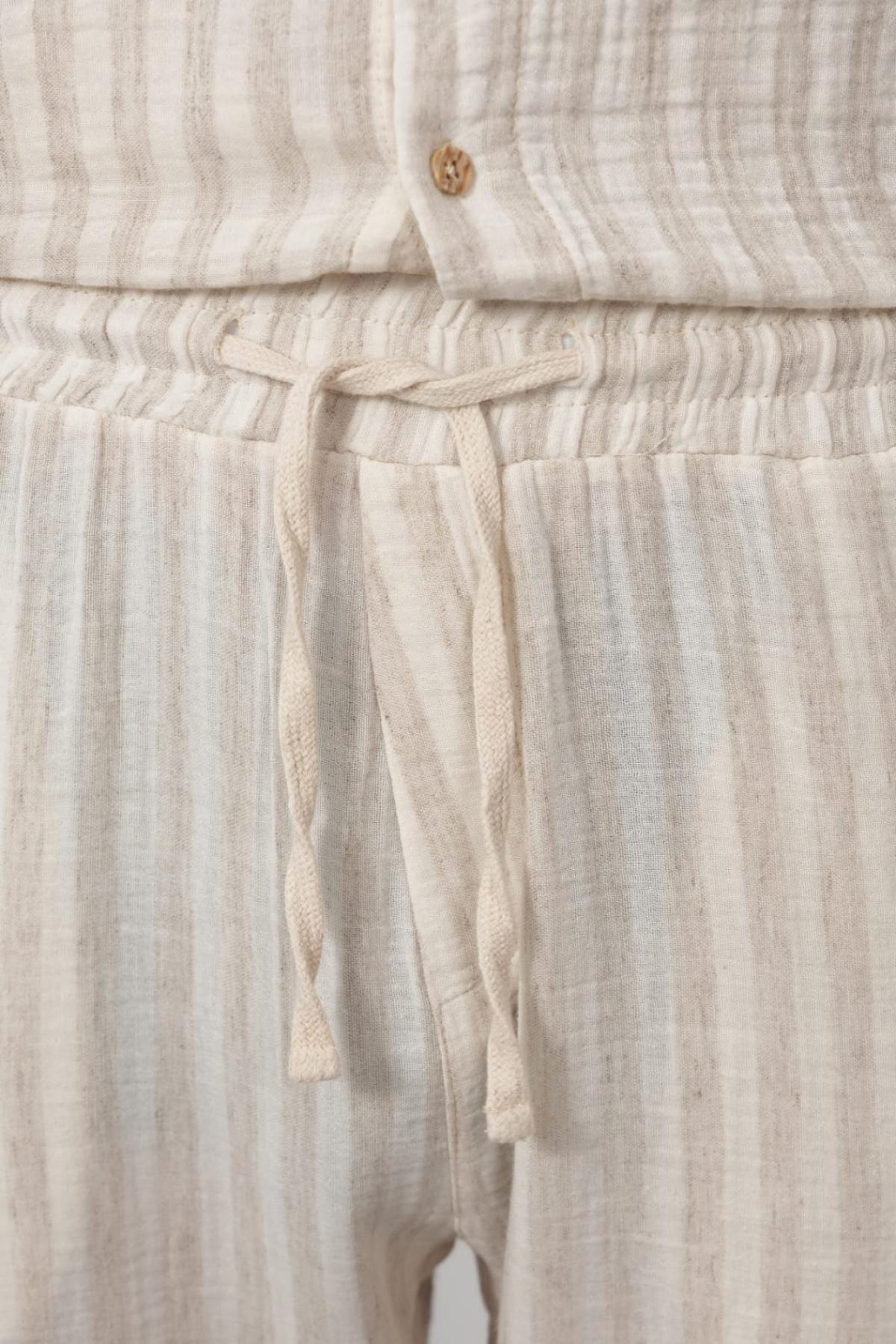 Wholesale Men Beige Pants 738274