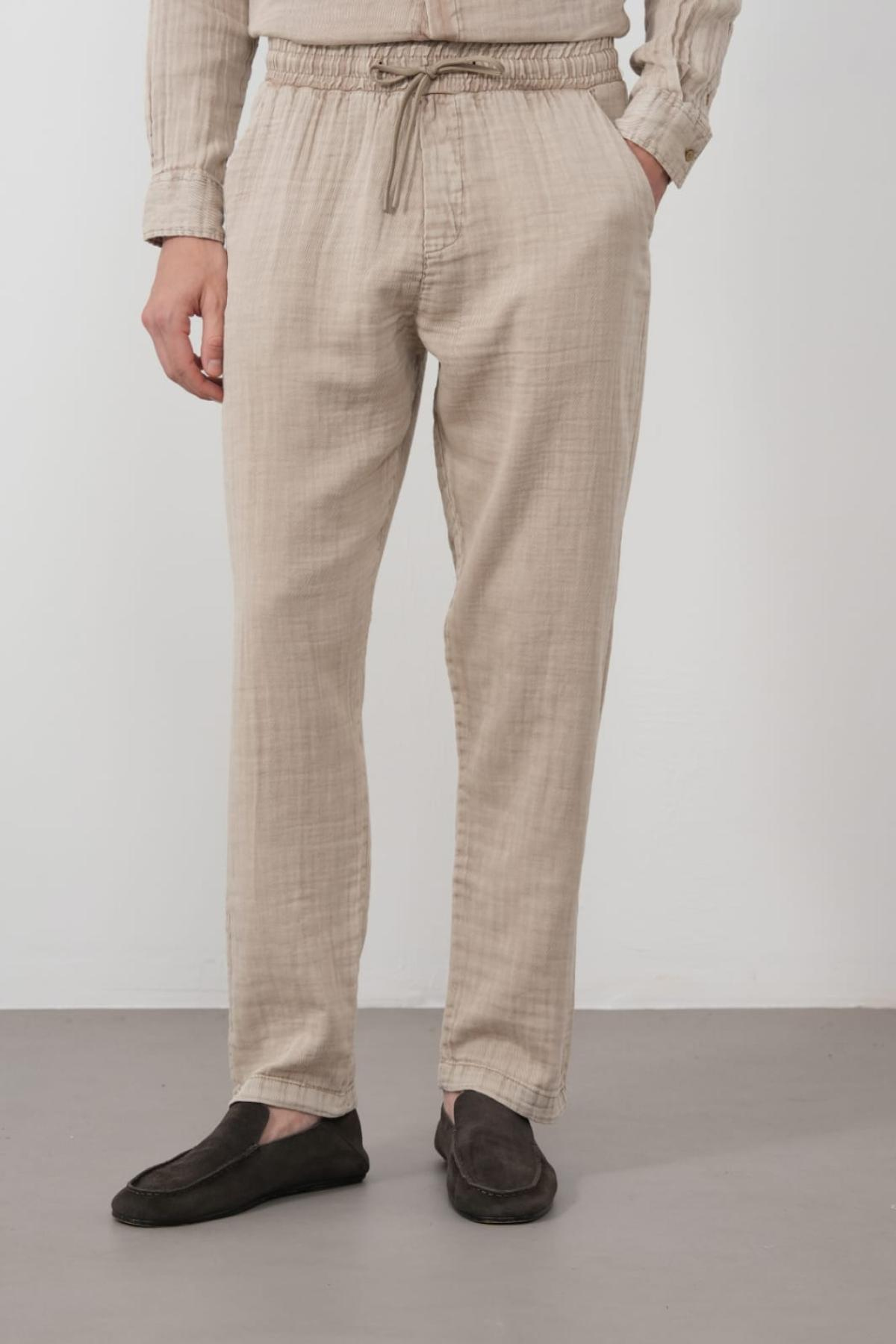Wholesale Men Beige Pants 738224
