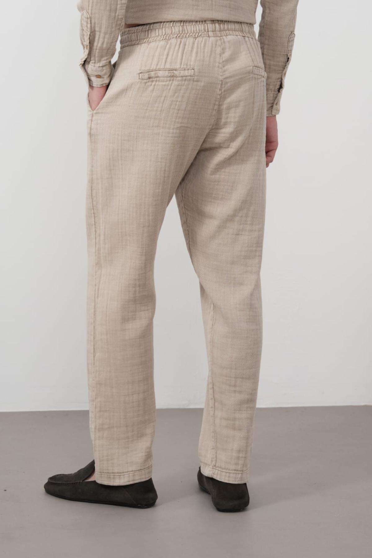Wholesale Men Beige Pants 738224