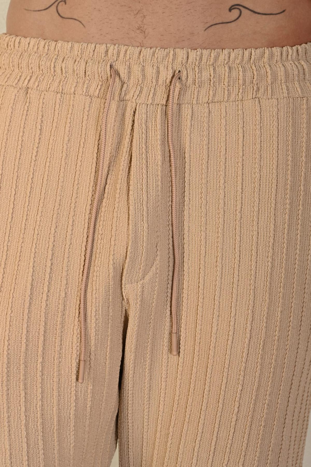 Wholesale Men Beige Pants 738354
