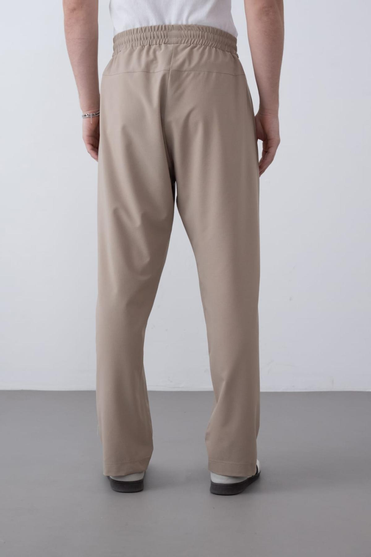 Wholesale Men Beige Pants 739026