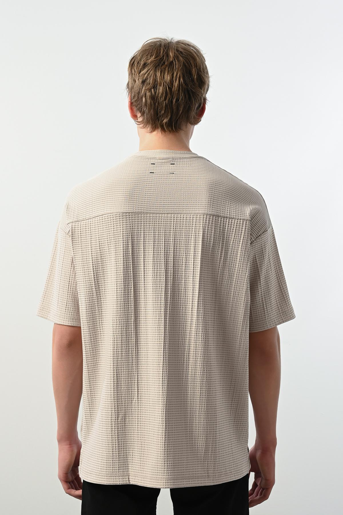 Wholesale Men Beige T-shirt 721469