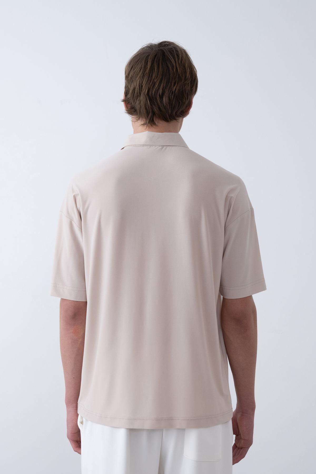 Wholesale Men Beige T-shirt 721376
