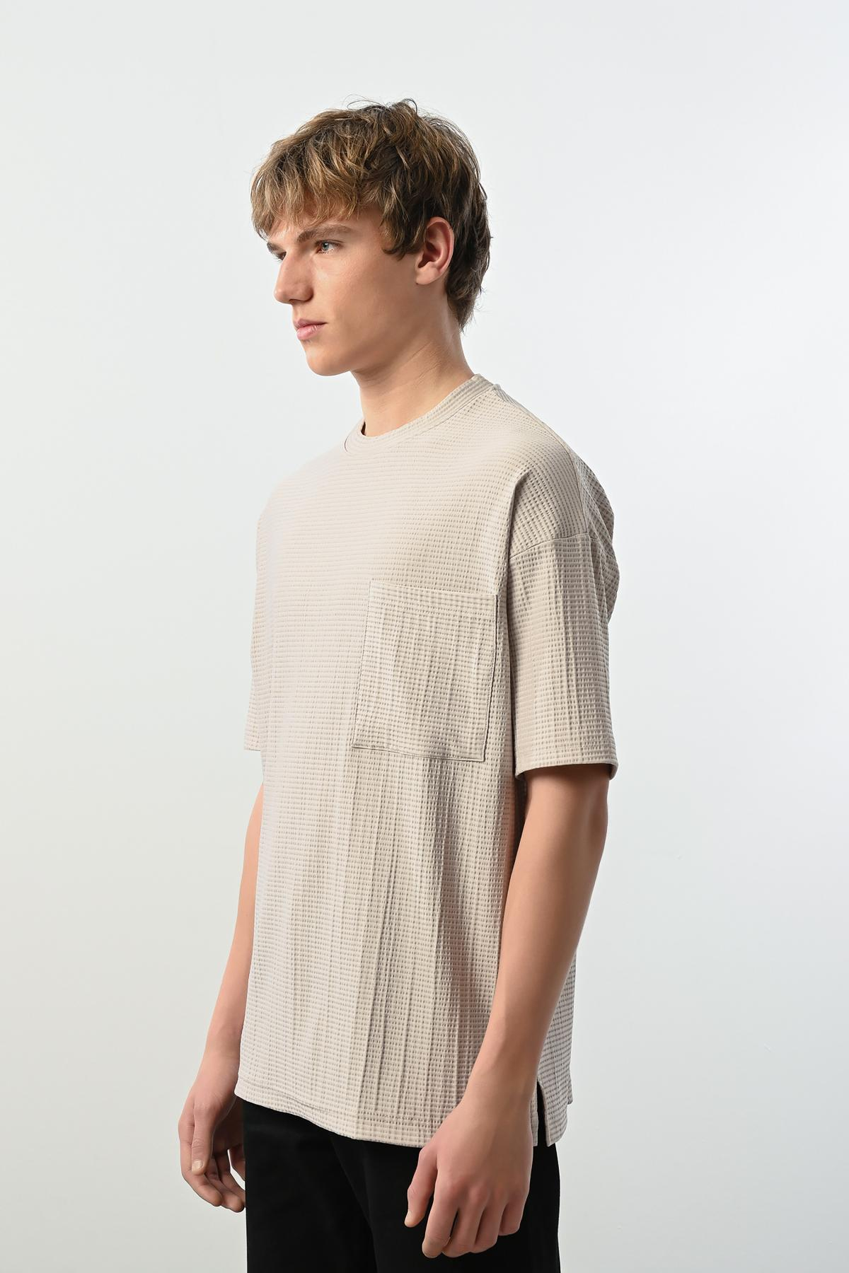 Wholesale Men Beige T-shirt 721469