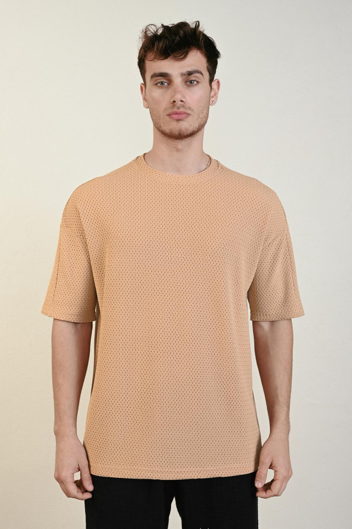Wholesale Men Beige T-shirt 721452