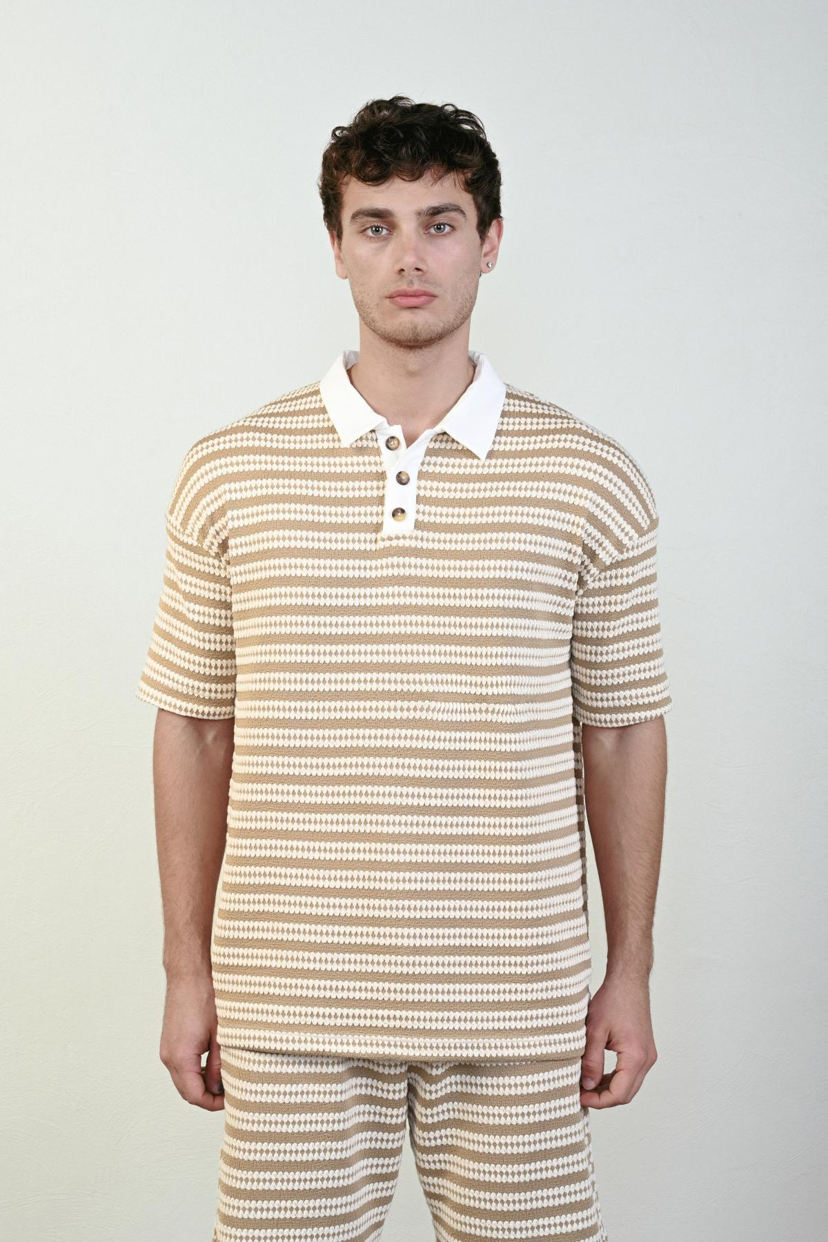 Wholesale Men Beige T-shirt 721644