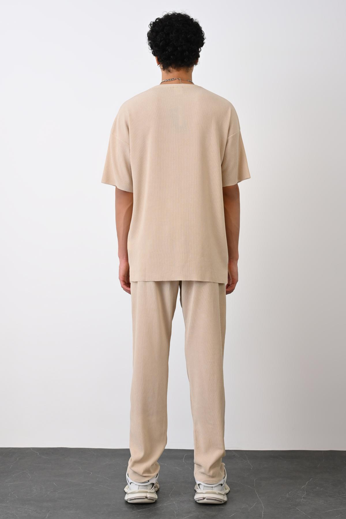 Wholesale Men Beige T-shirt 721294