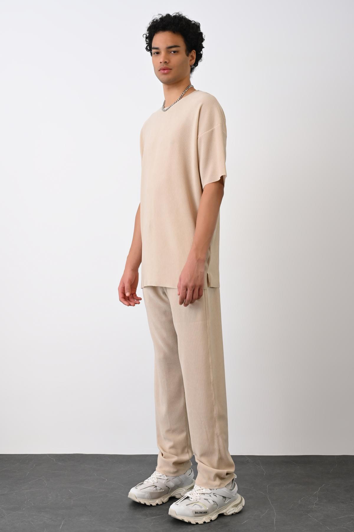 Wholesale Men Beige T-shirt 721294