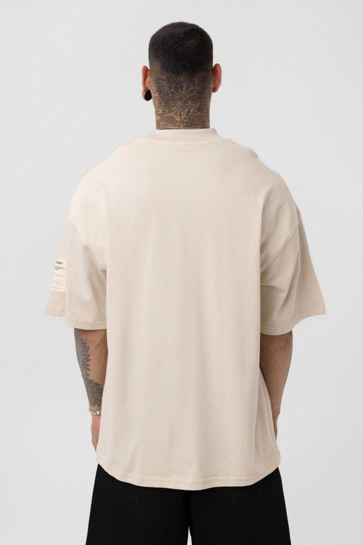 Wholesale Men Beige T-shirt 722670