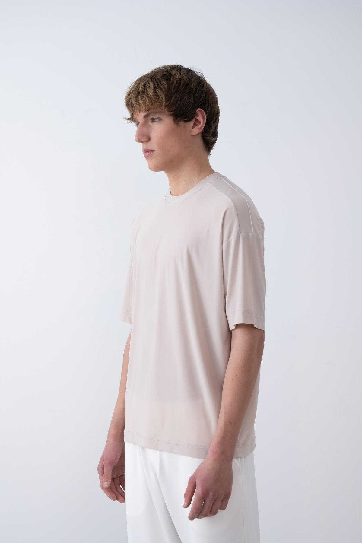 Wholesale Men Beige T-shirt 721268