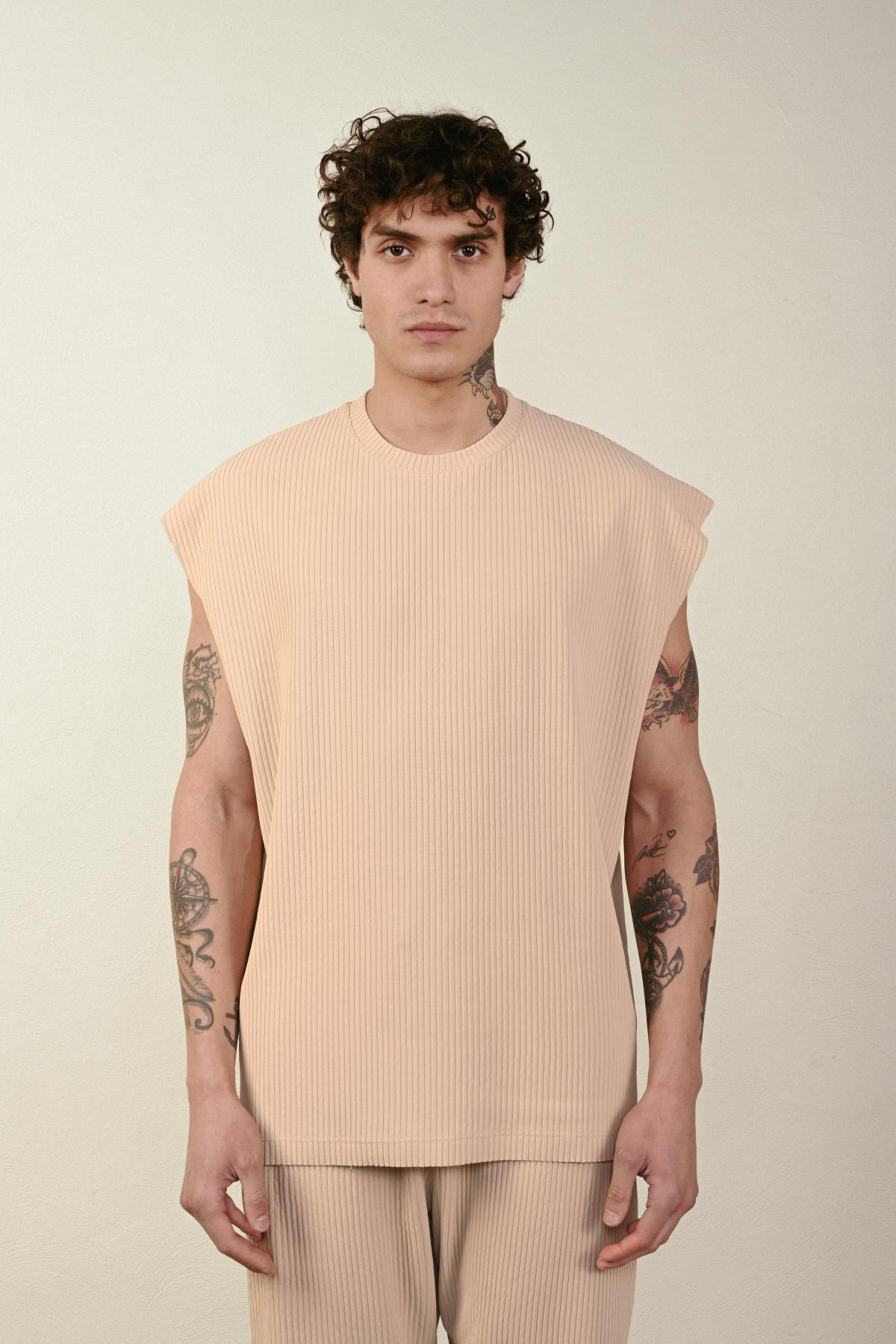 Wholesale Men Beige T-shirt 721346