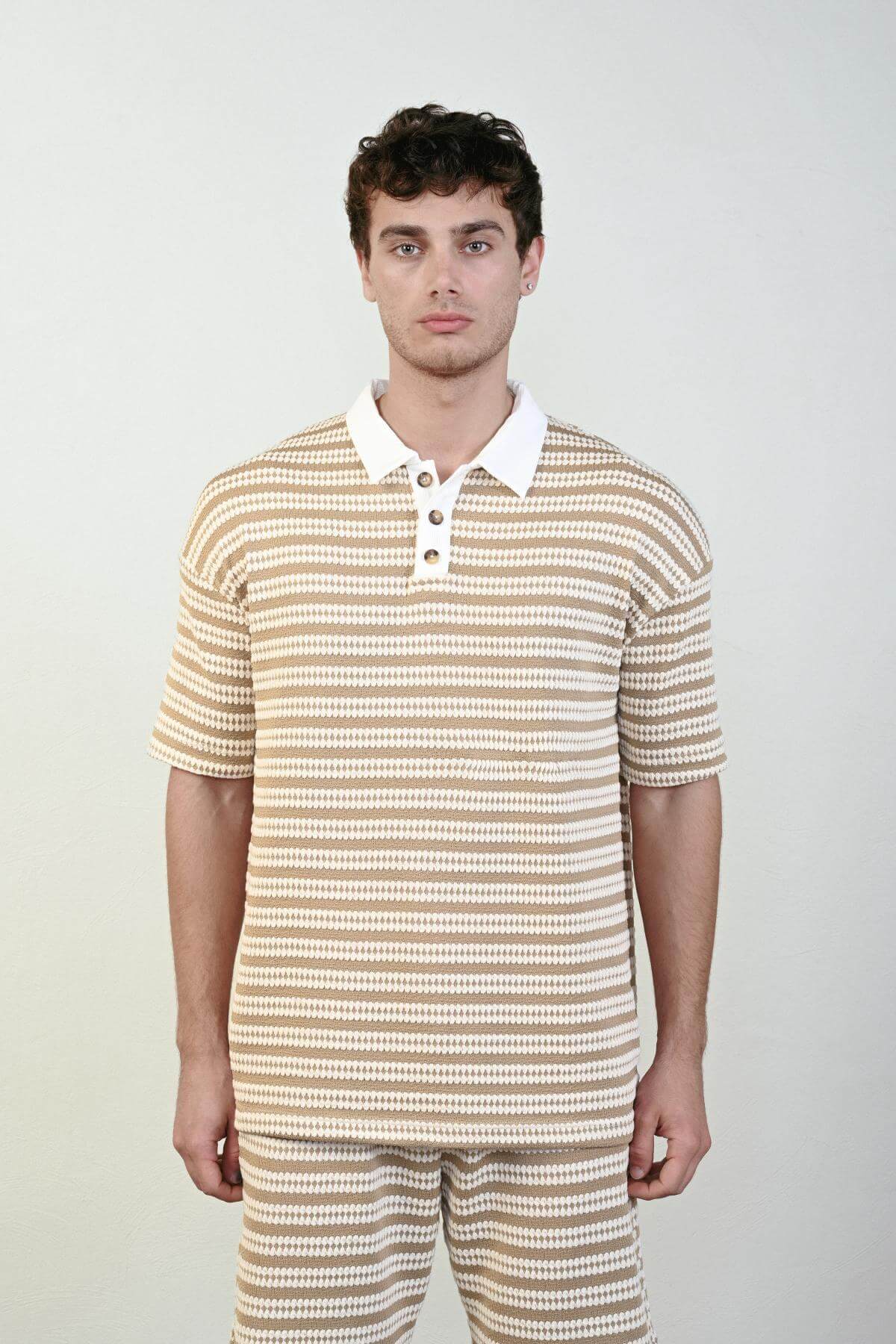 Wholesale Men Beige T-shirt 721644