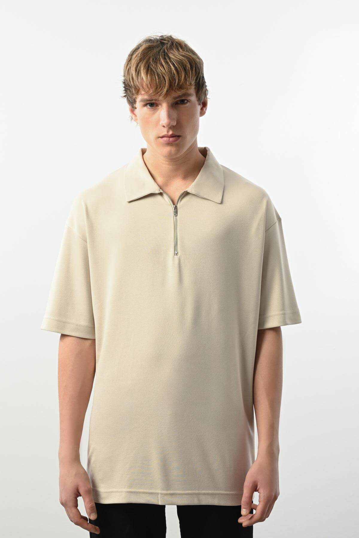 Wholesale Men Beige T-shirt 721685