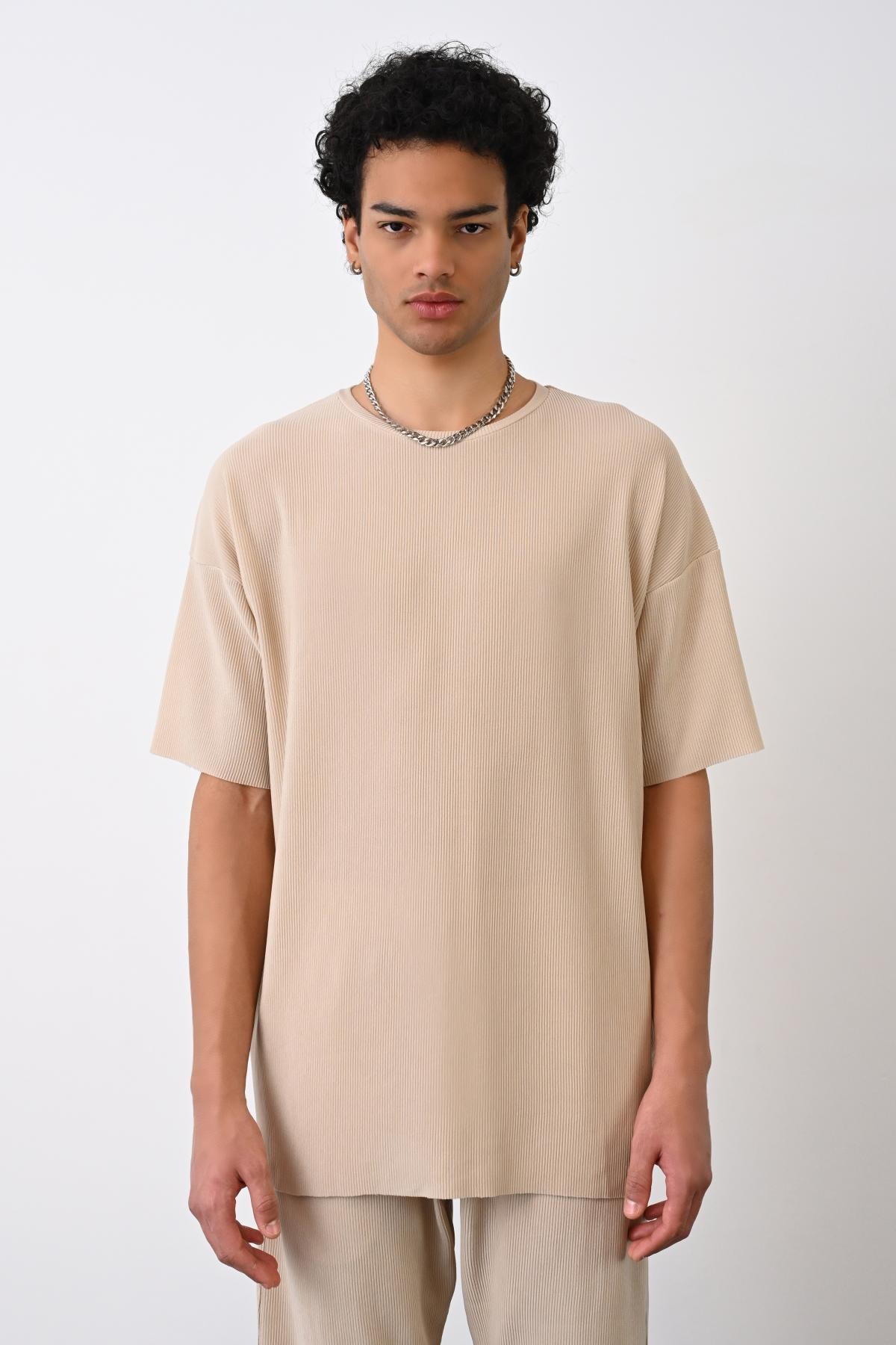 Wholesale Men Beige T-shirt 721294