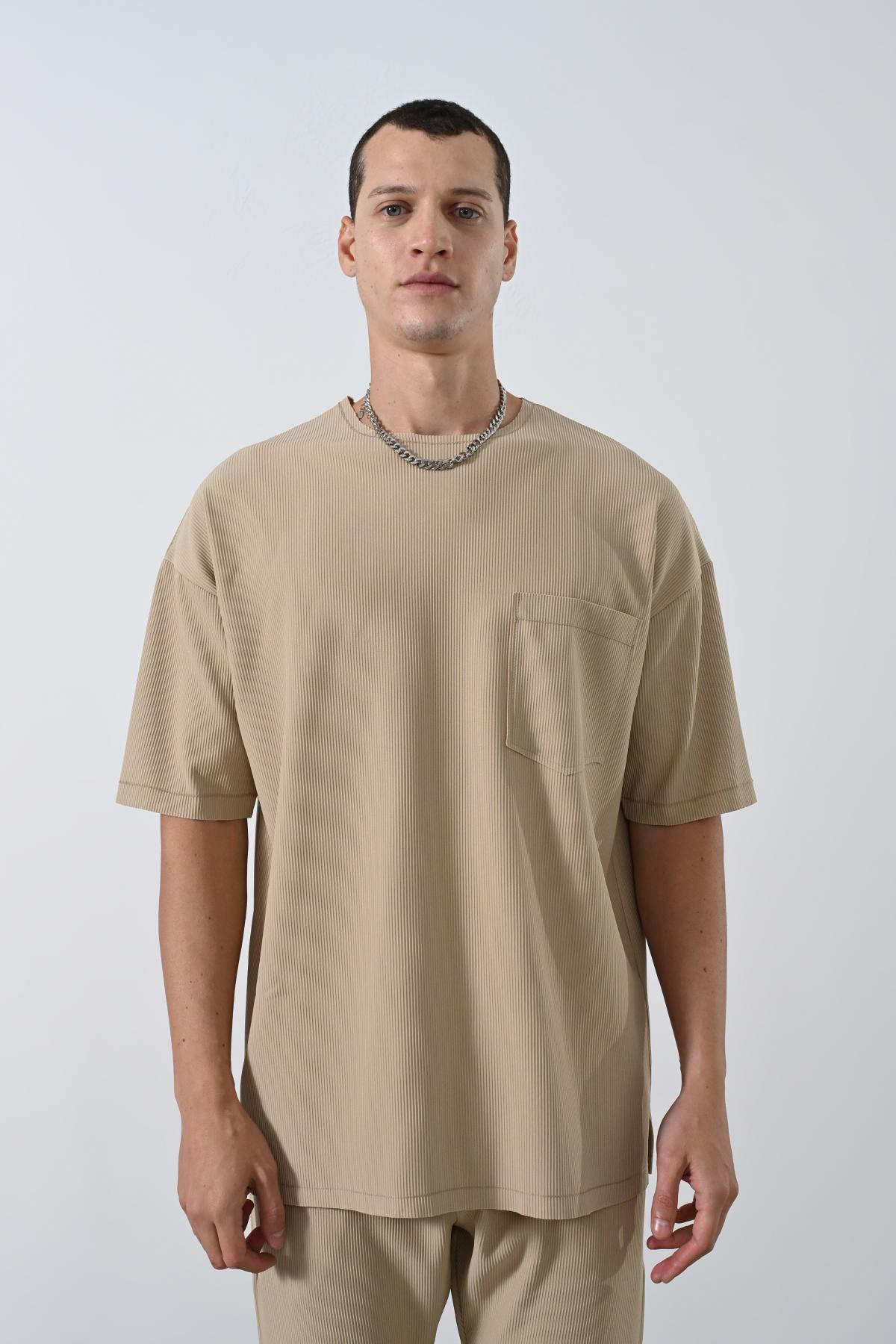 Wholesale Men Beige T-shirt 721491