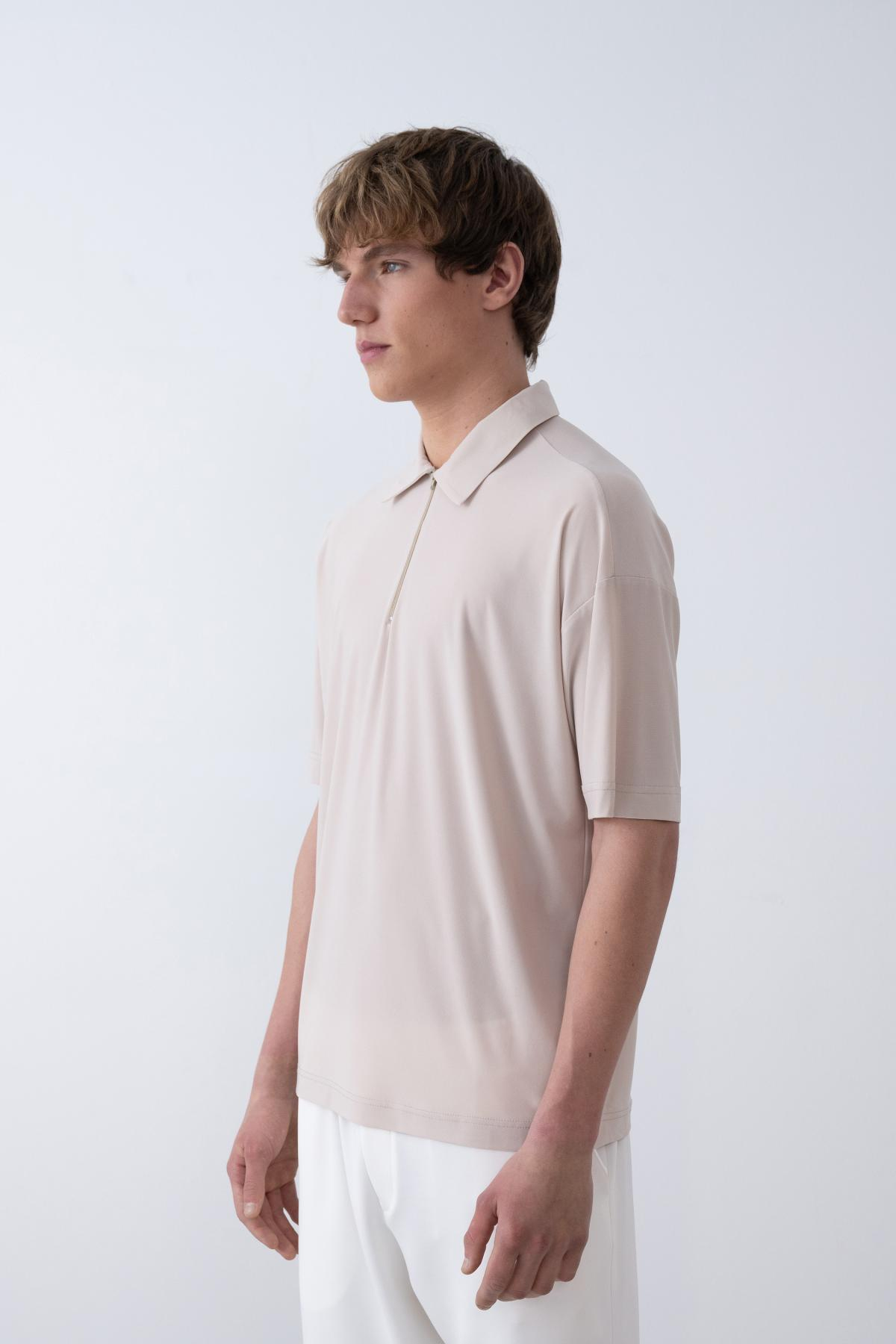 Wholesale Men Beige T-shirt 721376