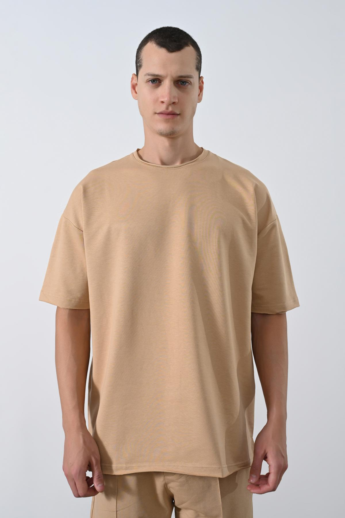 Wholesale Men Beige T-shirt 721420