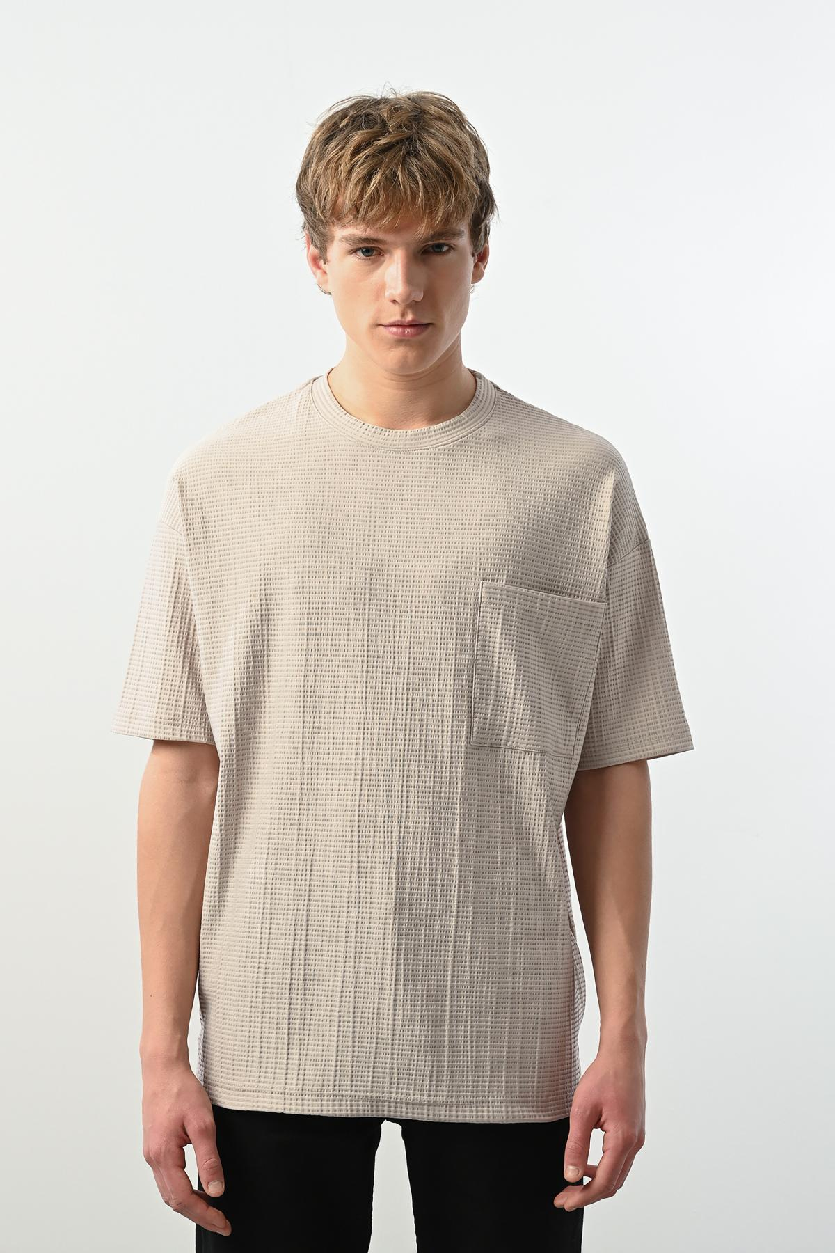 Wholesale Men Beige T-shirt 721469