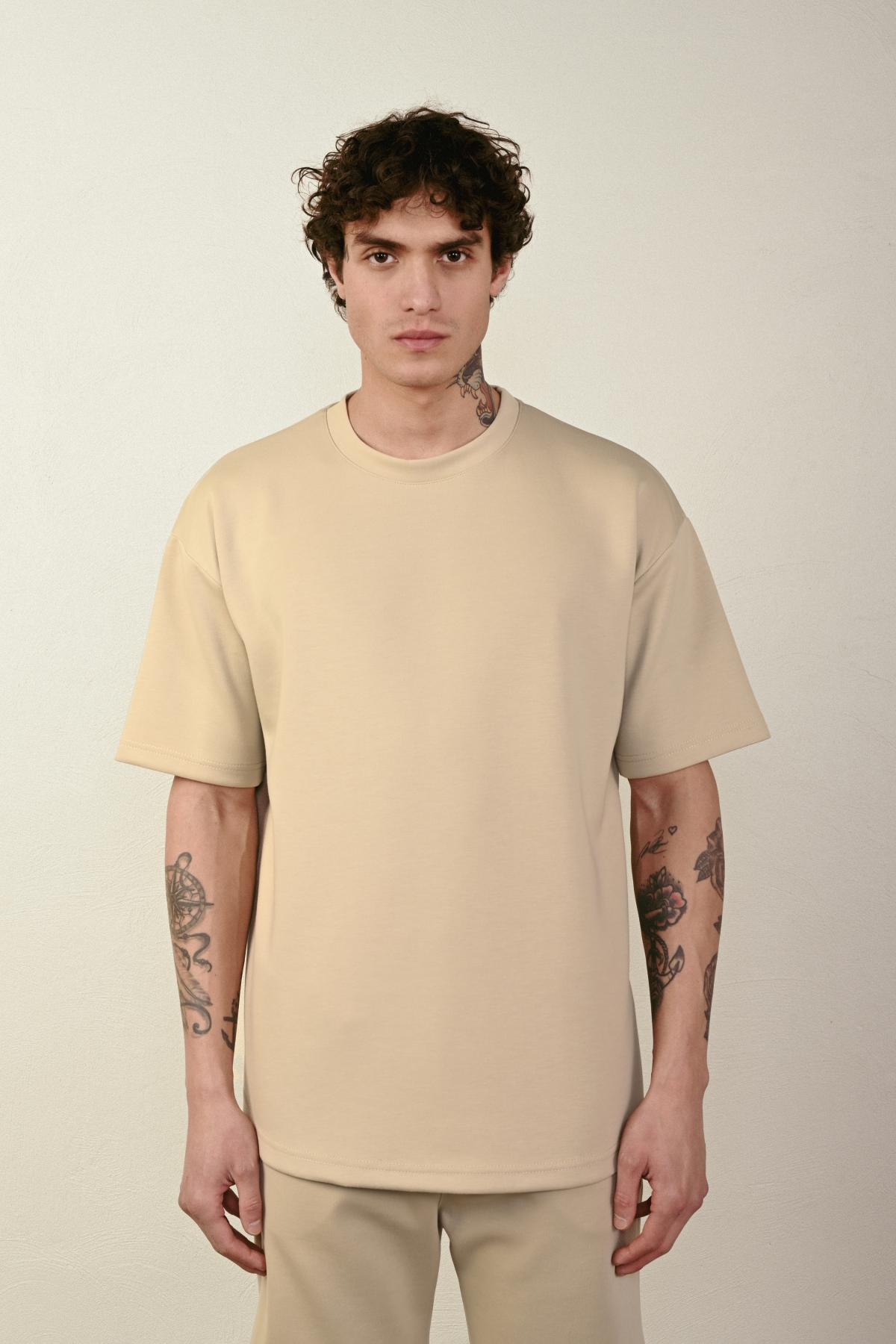 Wholesale Men Beige T-shirt 721673