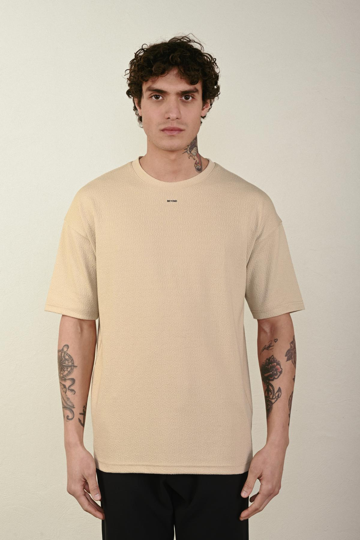 Wholesale Men Beige T-shirt 721501