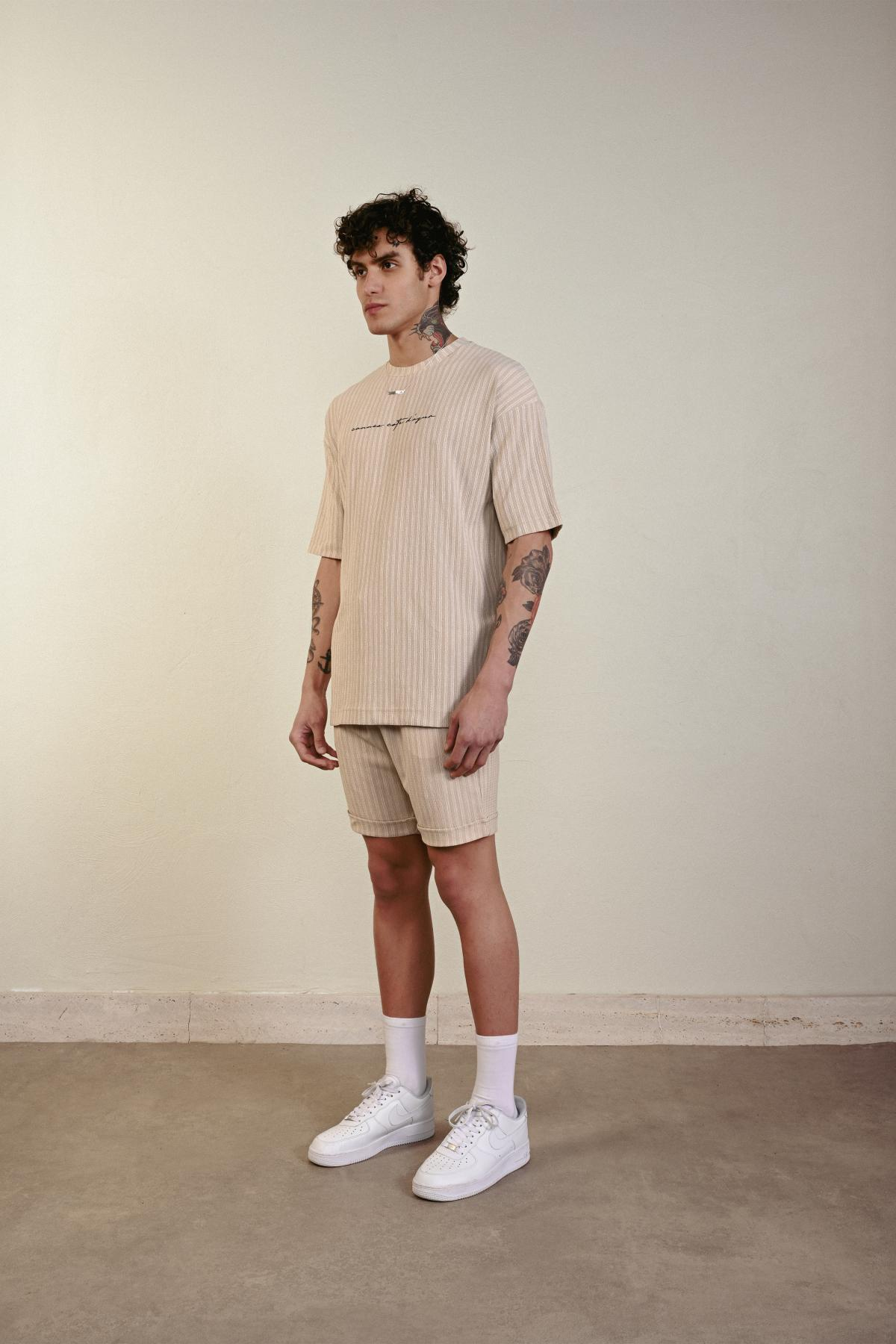 Wholesale Men Beige T-shirt 721384