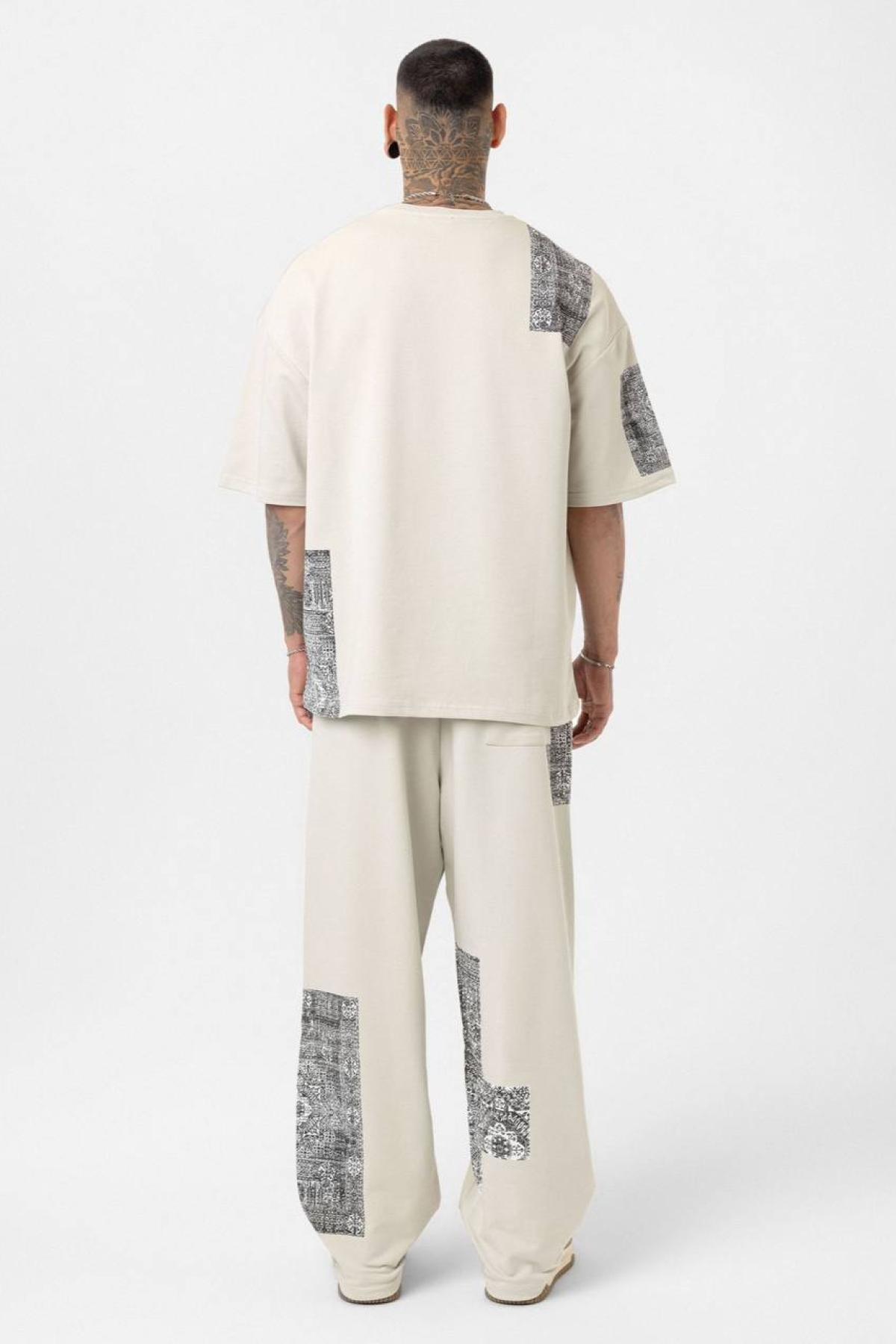 Wholesale Men Beige Tracksuit 722678