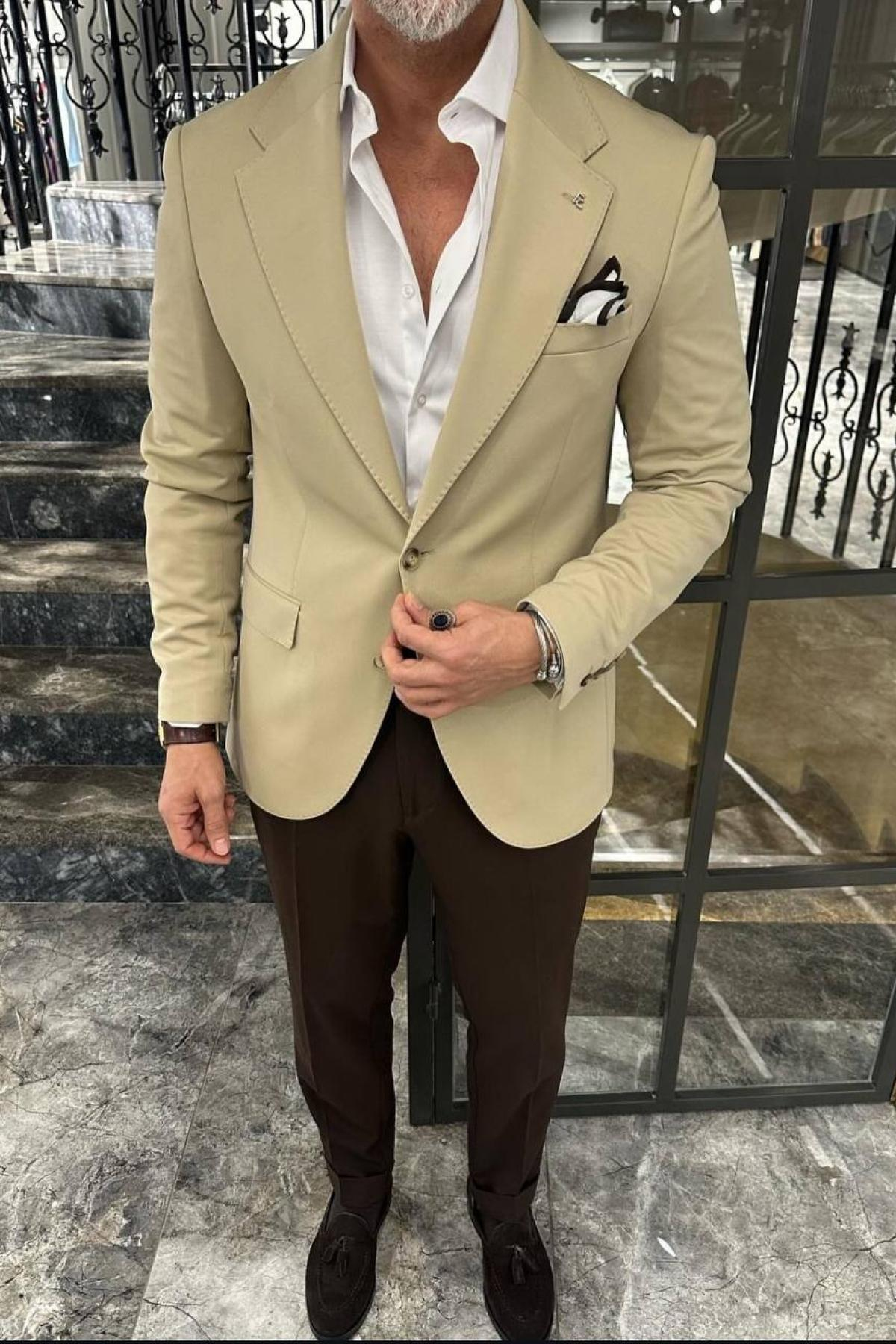 Wholesale Men Beige Wide Notched Collar Jacket 731389