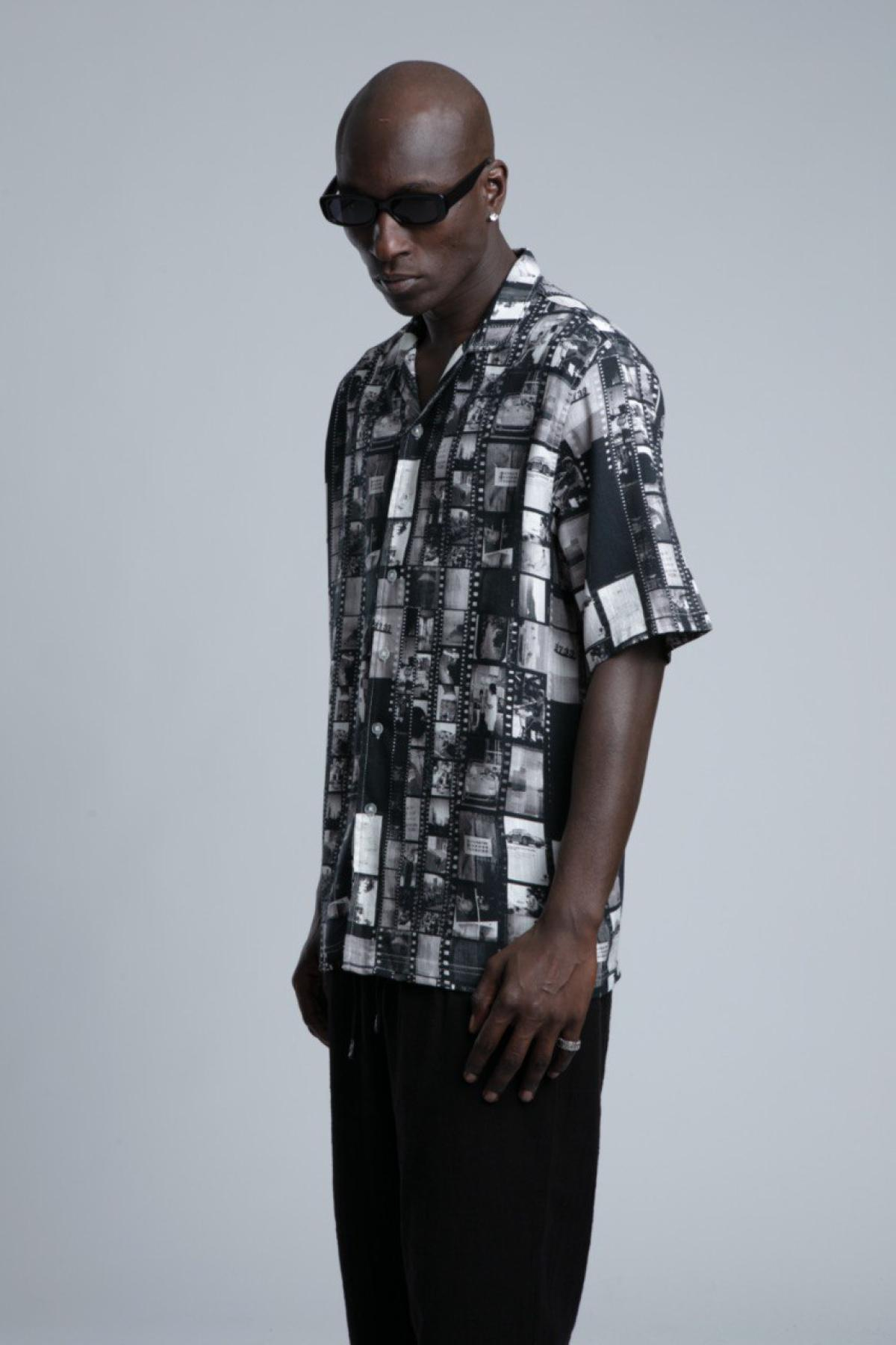 Wholesale Men Black Printed Short Sleeve Shirt 729983