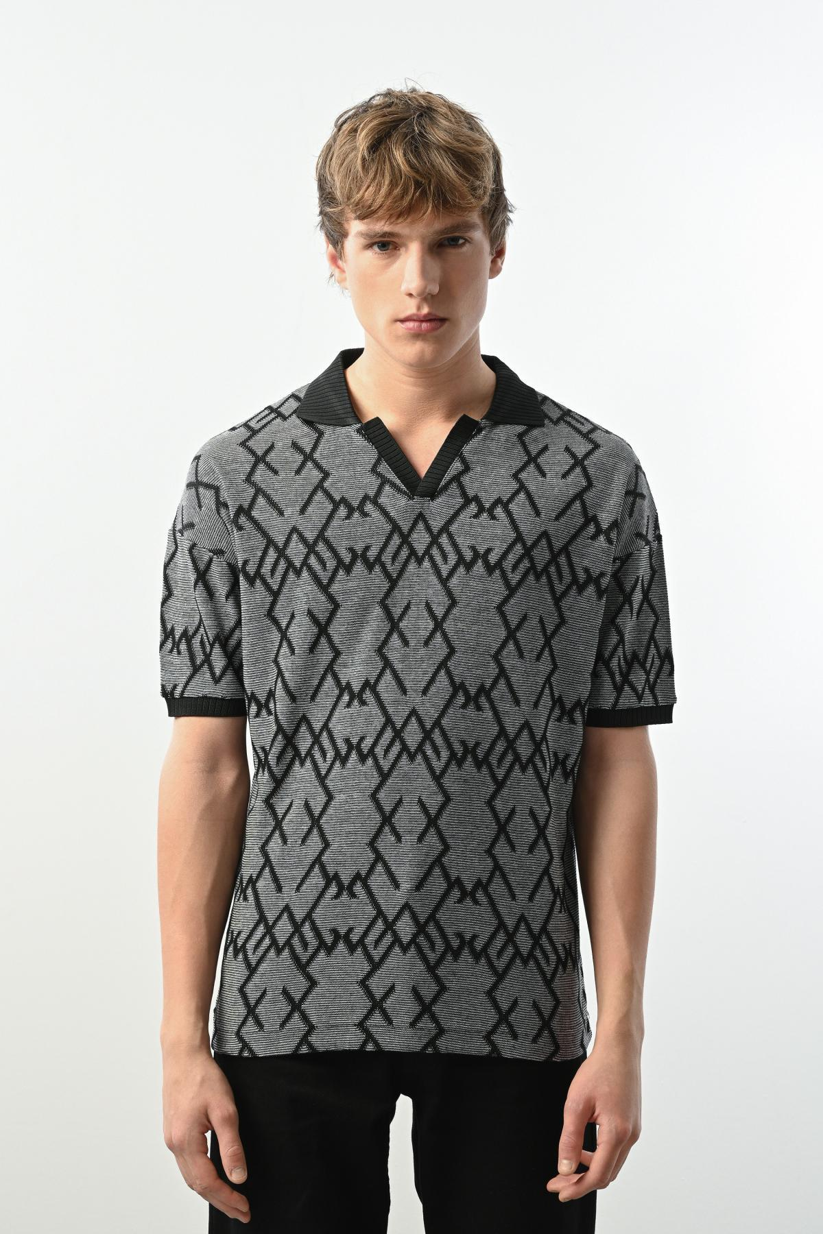 Wholesale Men Black T-shirt 721557