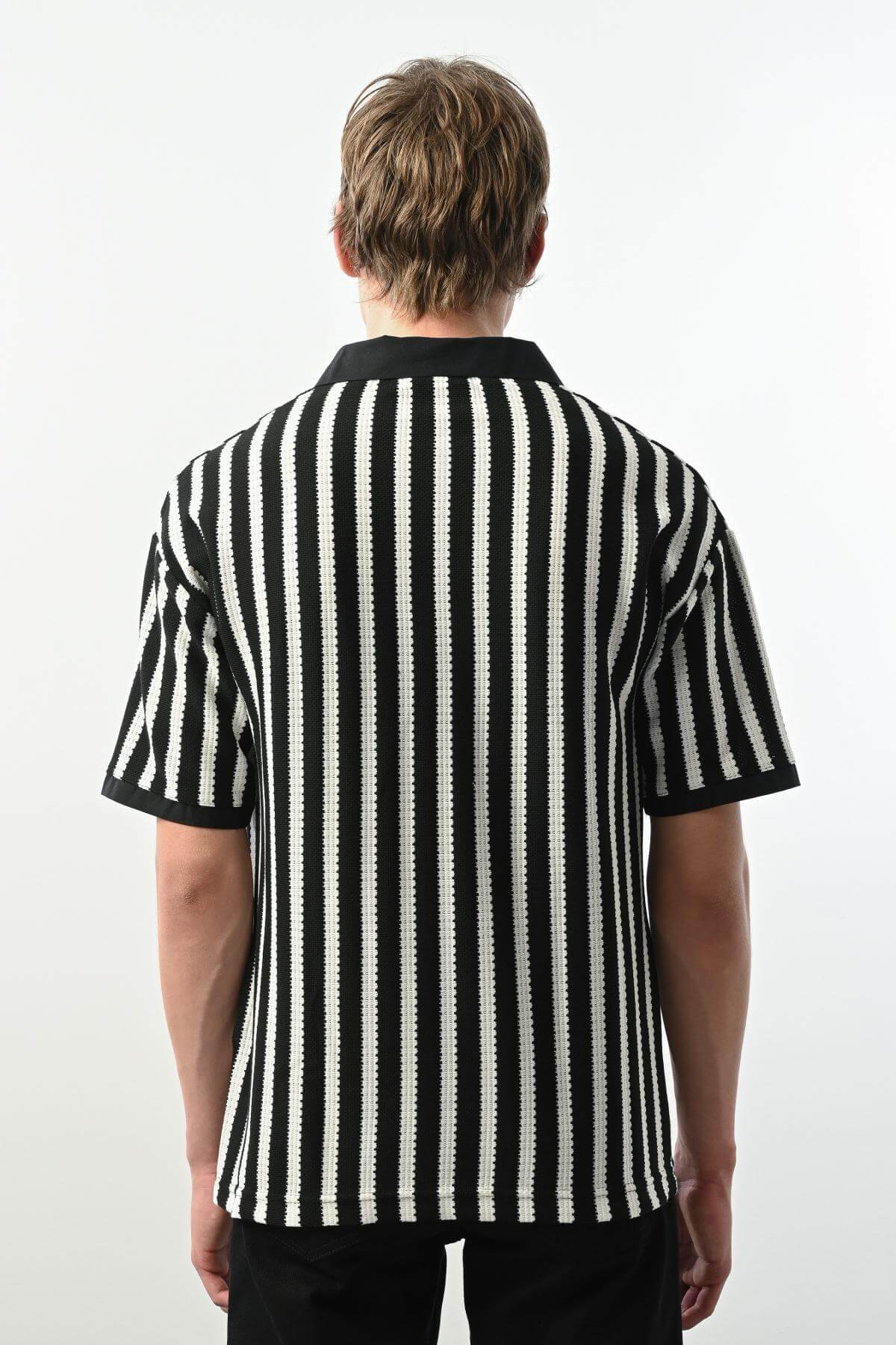 Wholesale Men Black T-shirt 721634