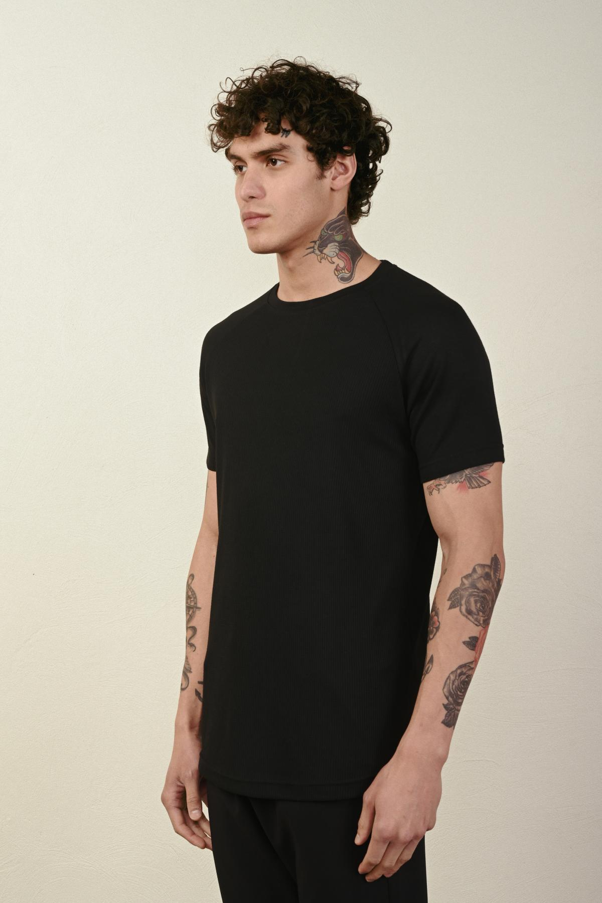 Wholesale Men Black T-shirt 721351