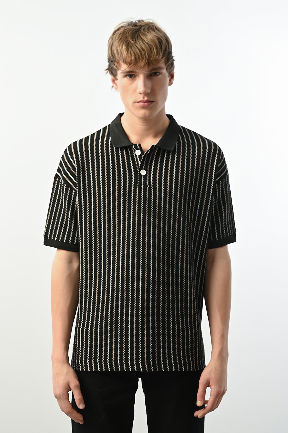 Wholesale Men Black T-shirt 721680