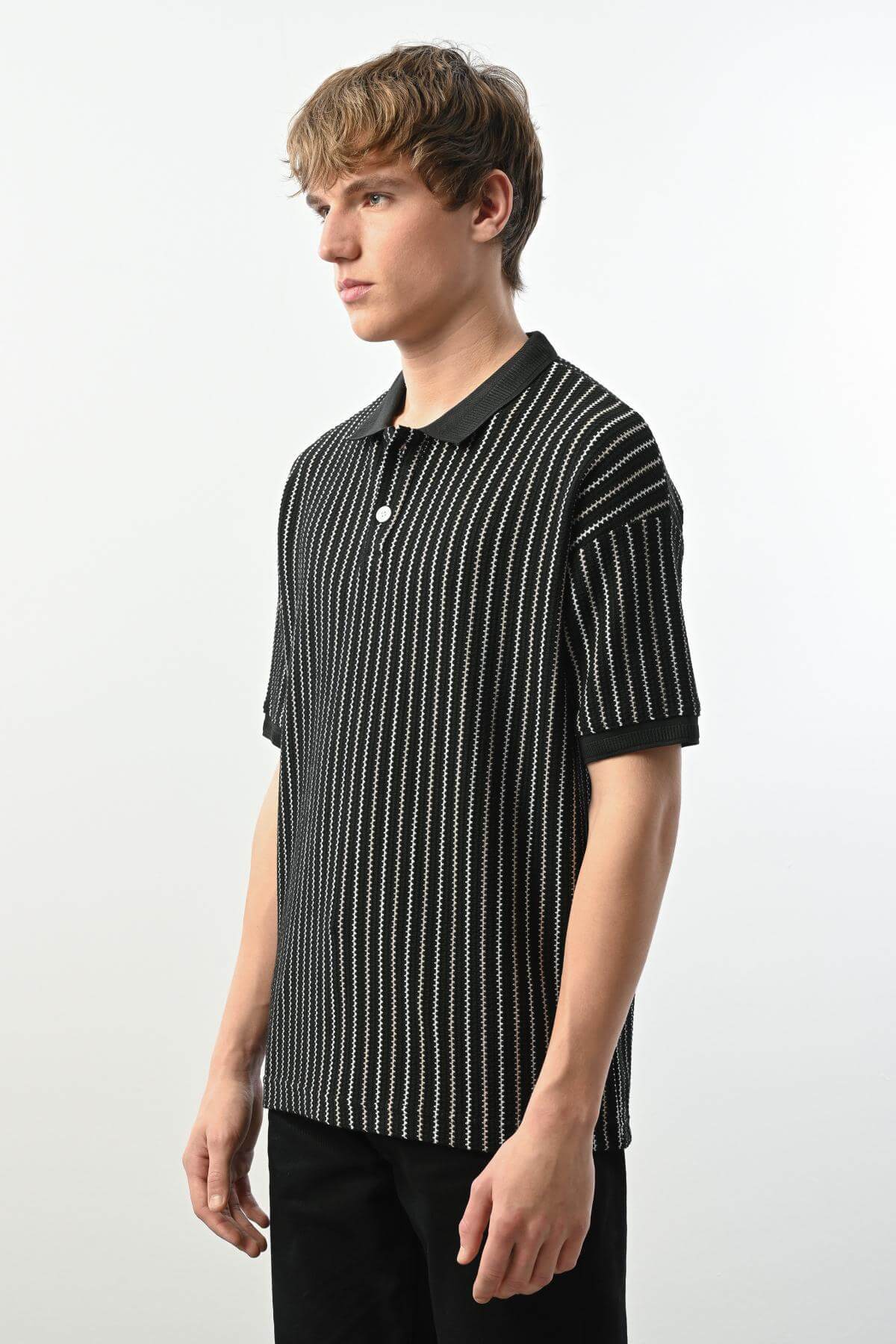 Wholesale Men Black T-shirt 721680