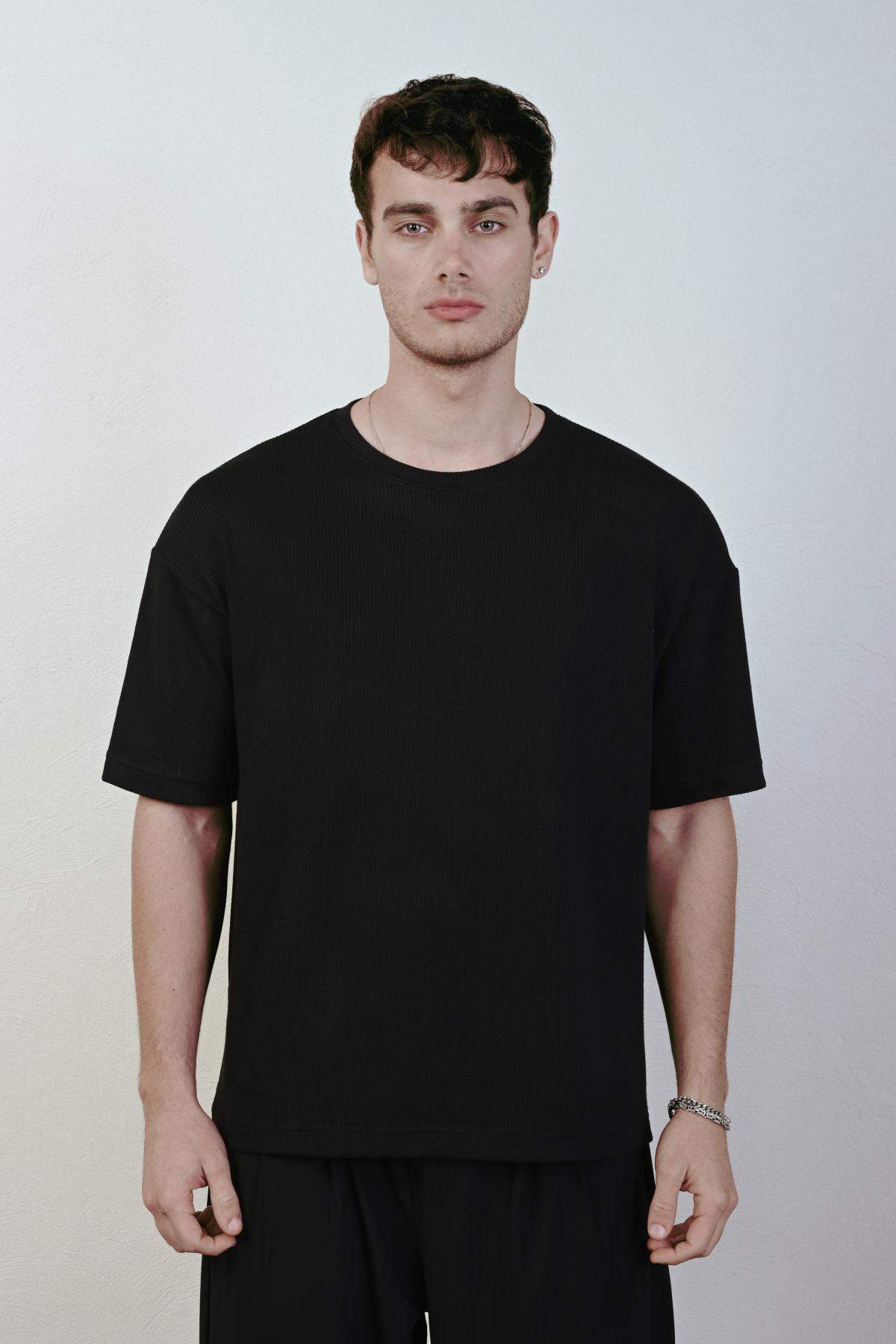 Wholesale Men Black T-shirt 721625
