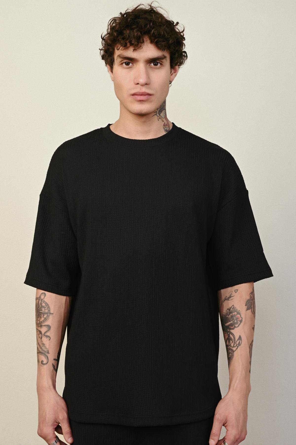 Wholesale Men Black T-shirt 721425