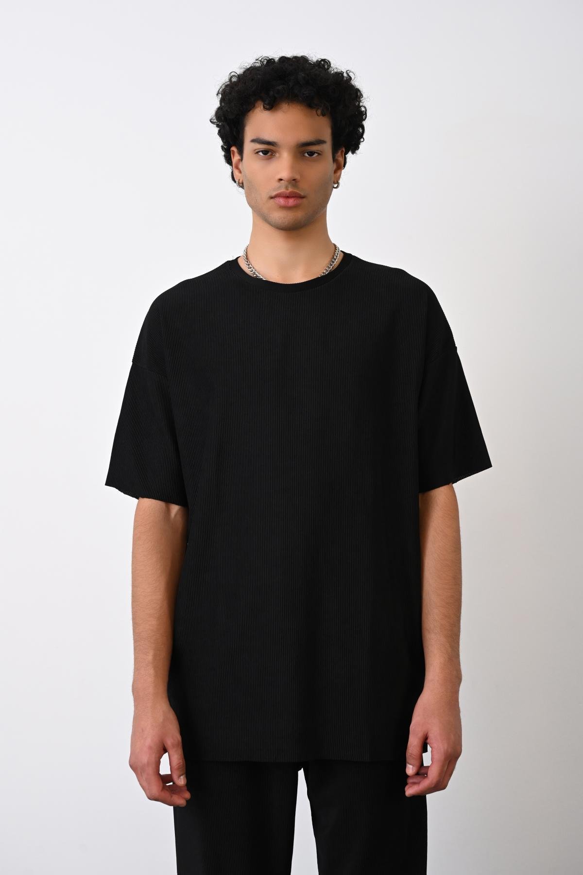 Wholesale Men Black T-shirt 721291