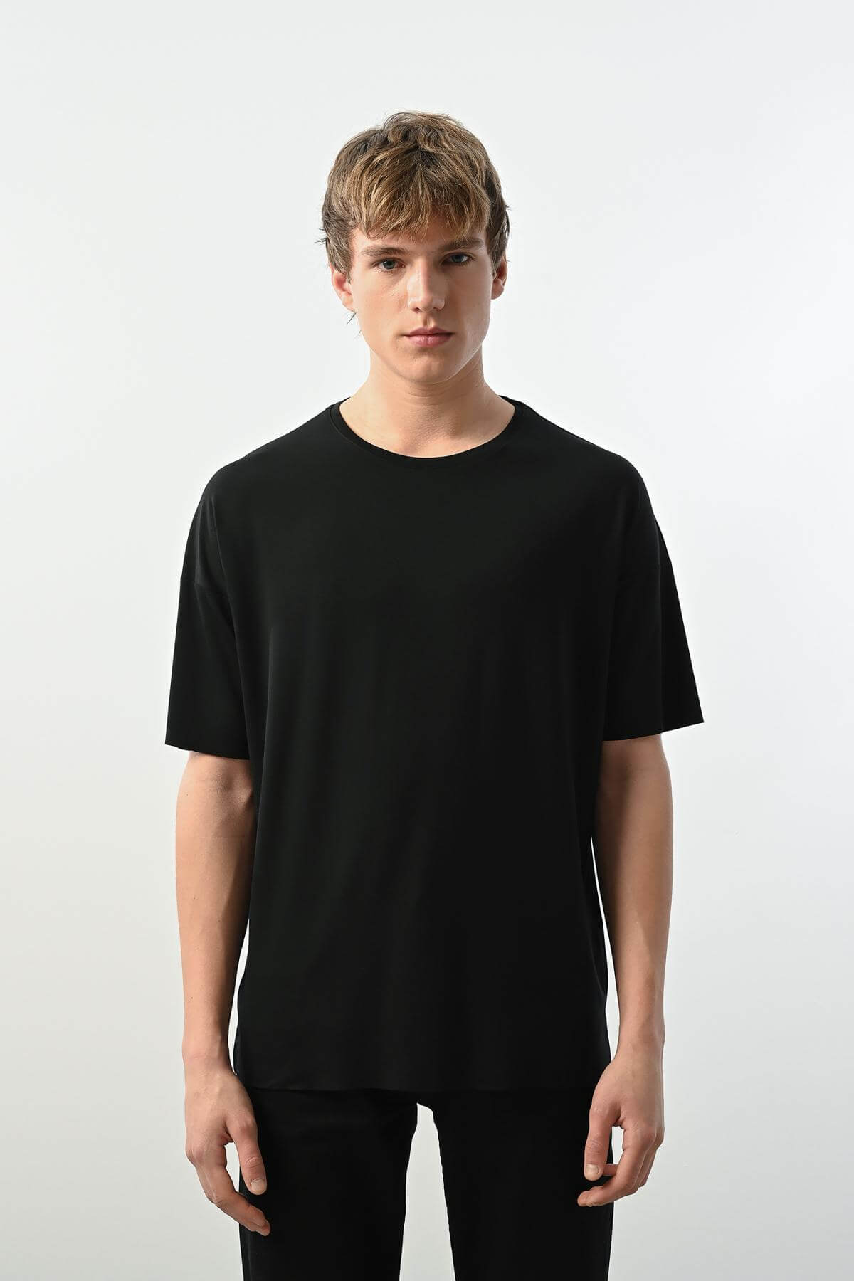 Wholesale Men Black T-shirt 721629
