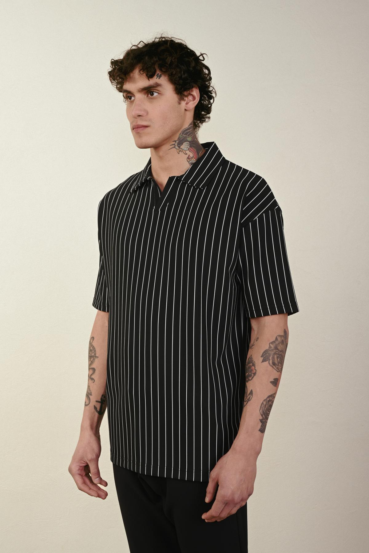 Wholesale Men Black T-shirt 721497