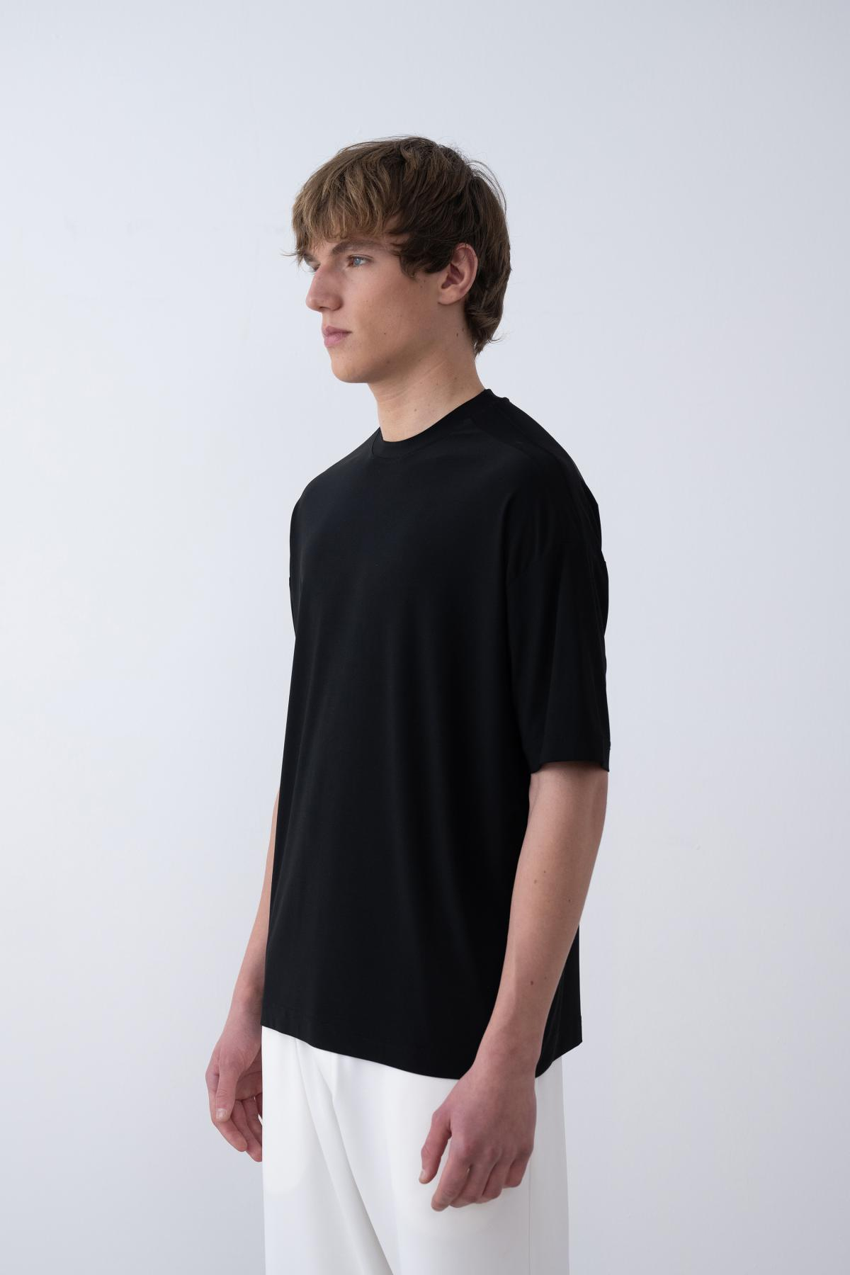 Wholesale Men Black T-shirt 721266