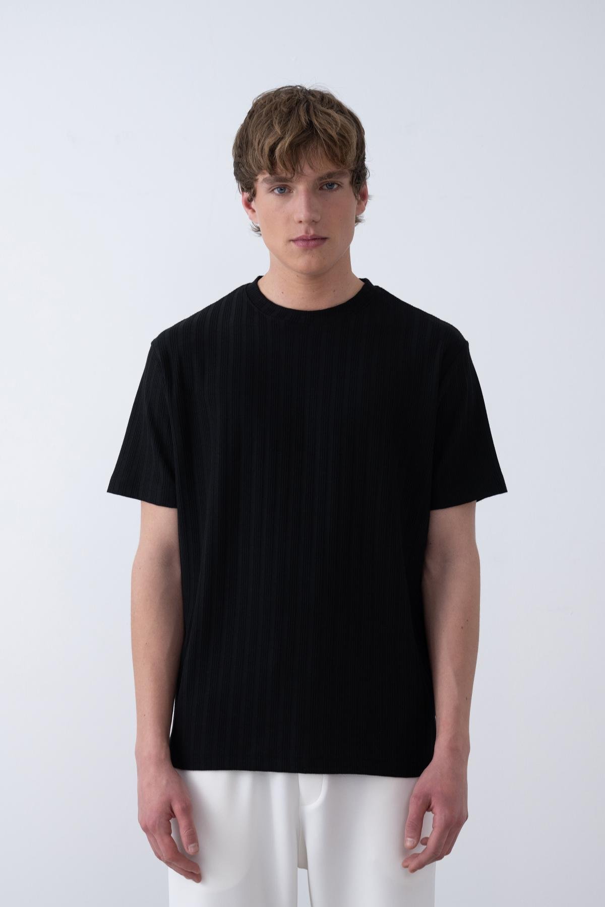 Wholesale Men Black T-shirt 721481