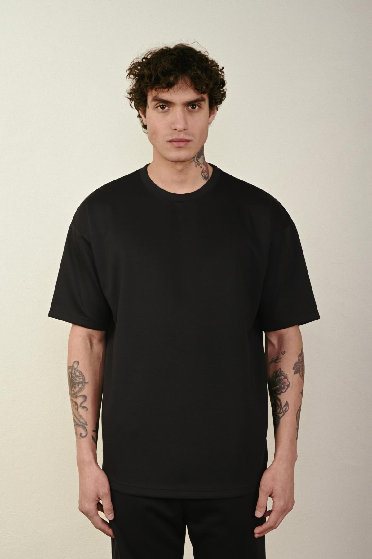 Wholesale Men Black T-shirt 721671