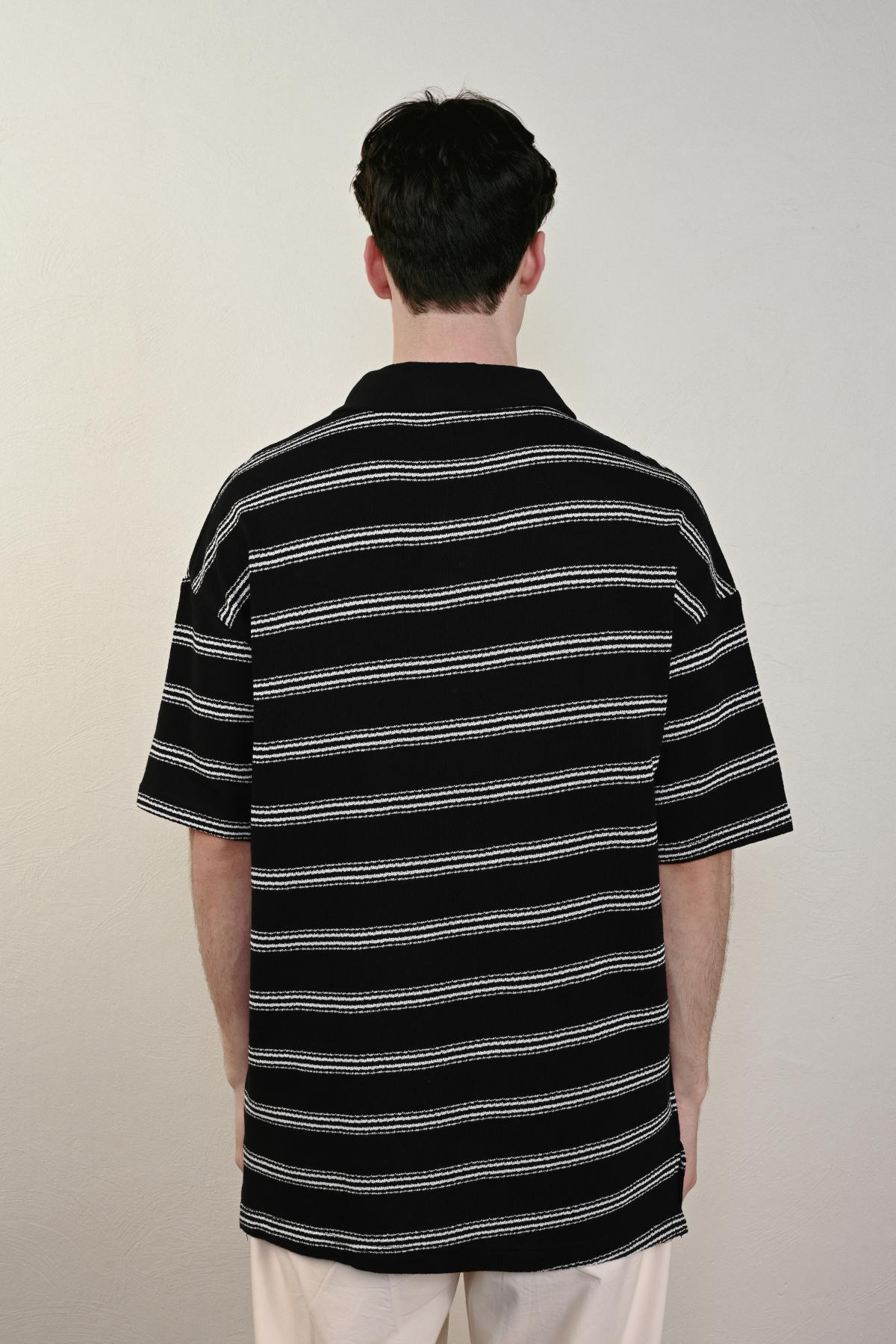 Wholesale Men Black T-shirt 721622