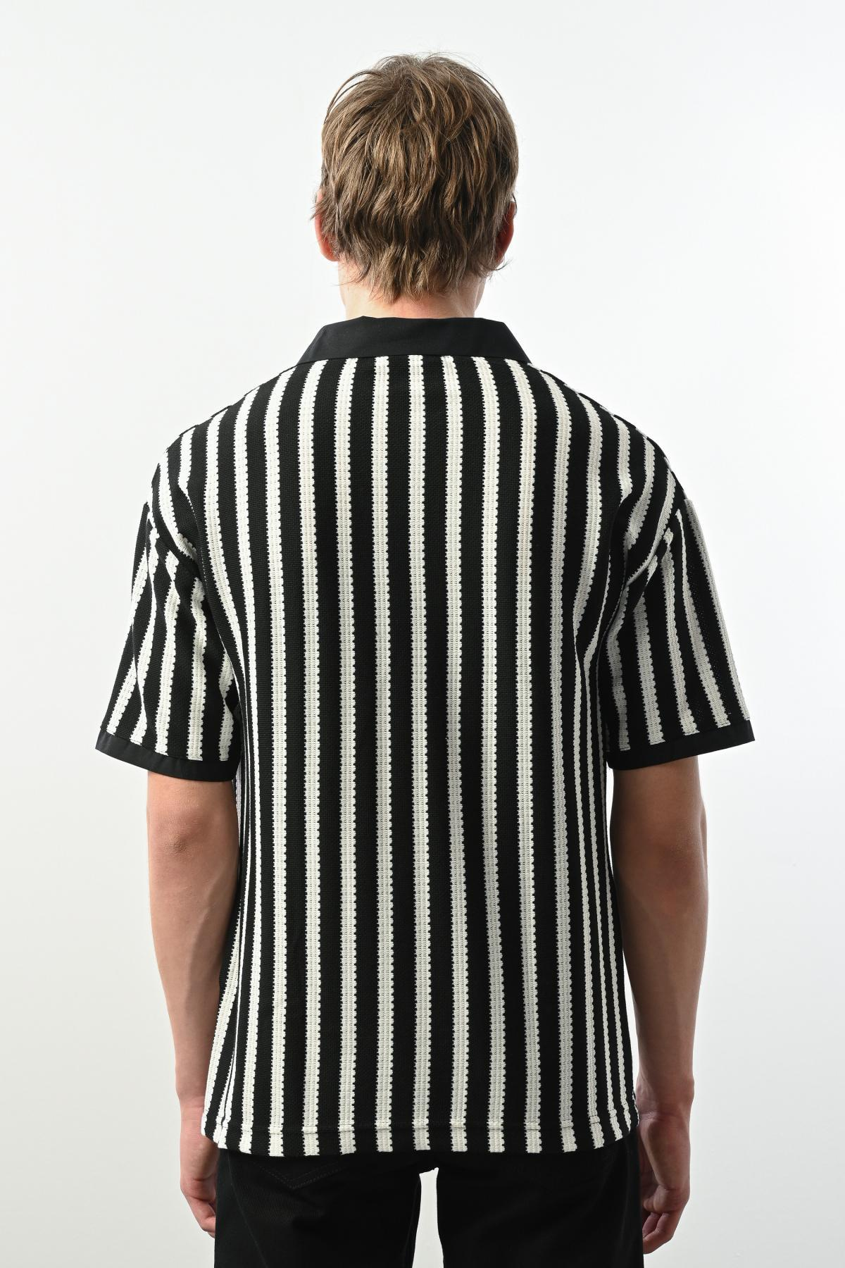 Wholesale Men Black T-shirt 721634