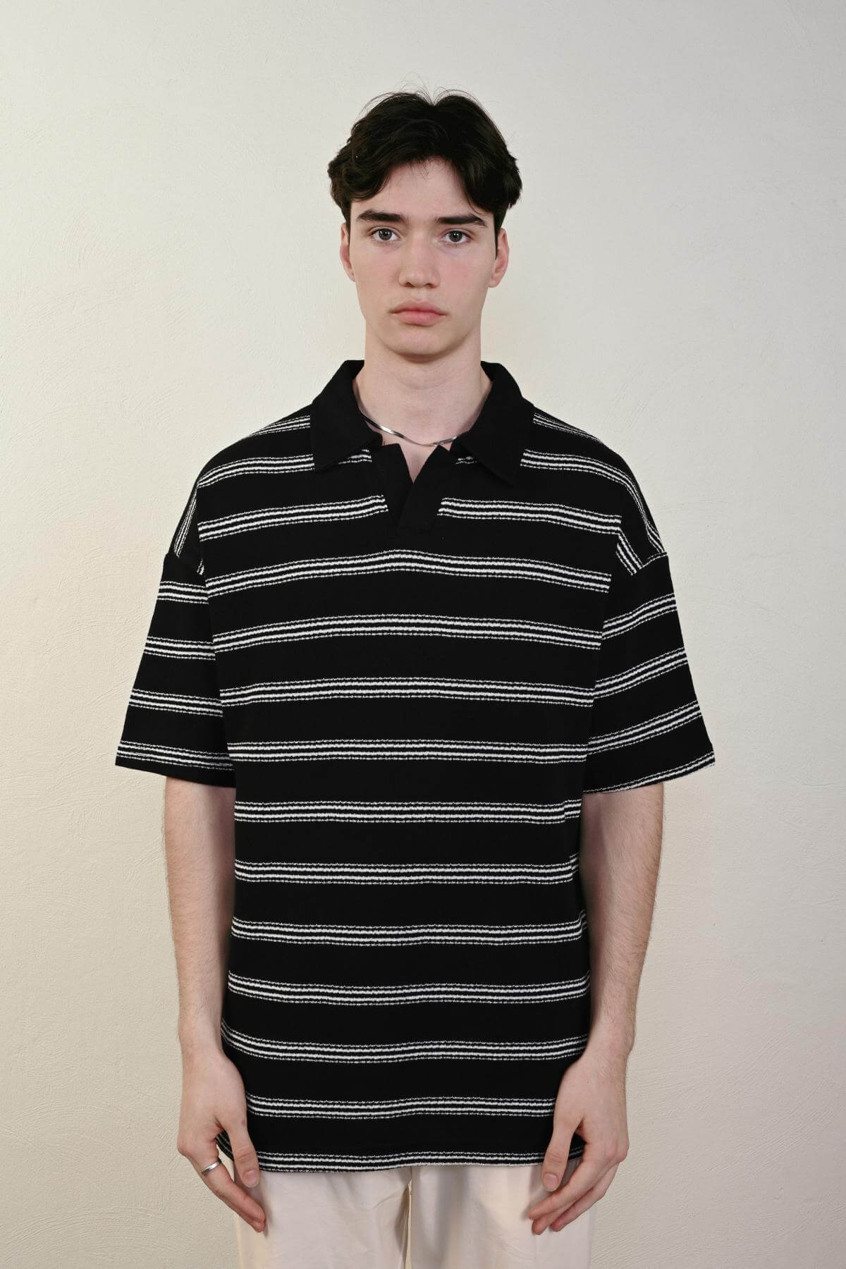 Wholesale Men Black T-shirt 721622