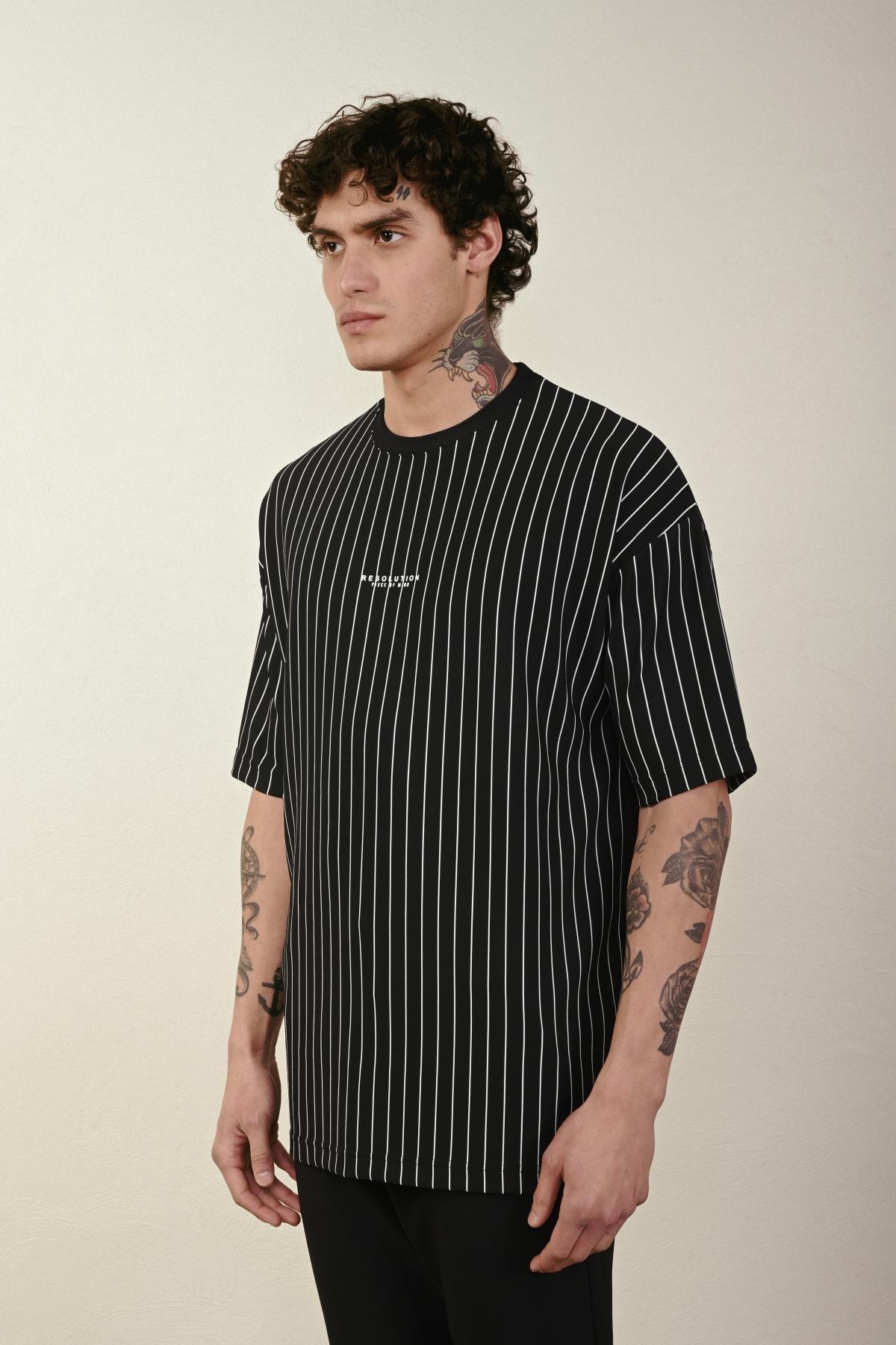 Wholesale Men Black T-shirt 721404