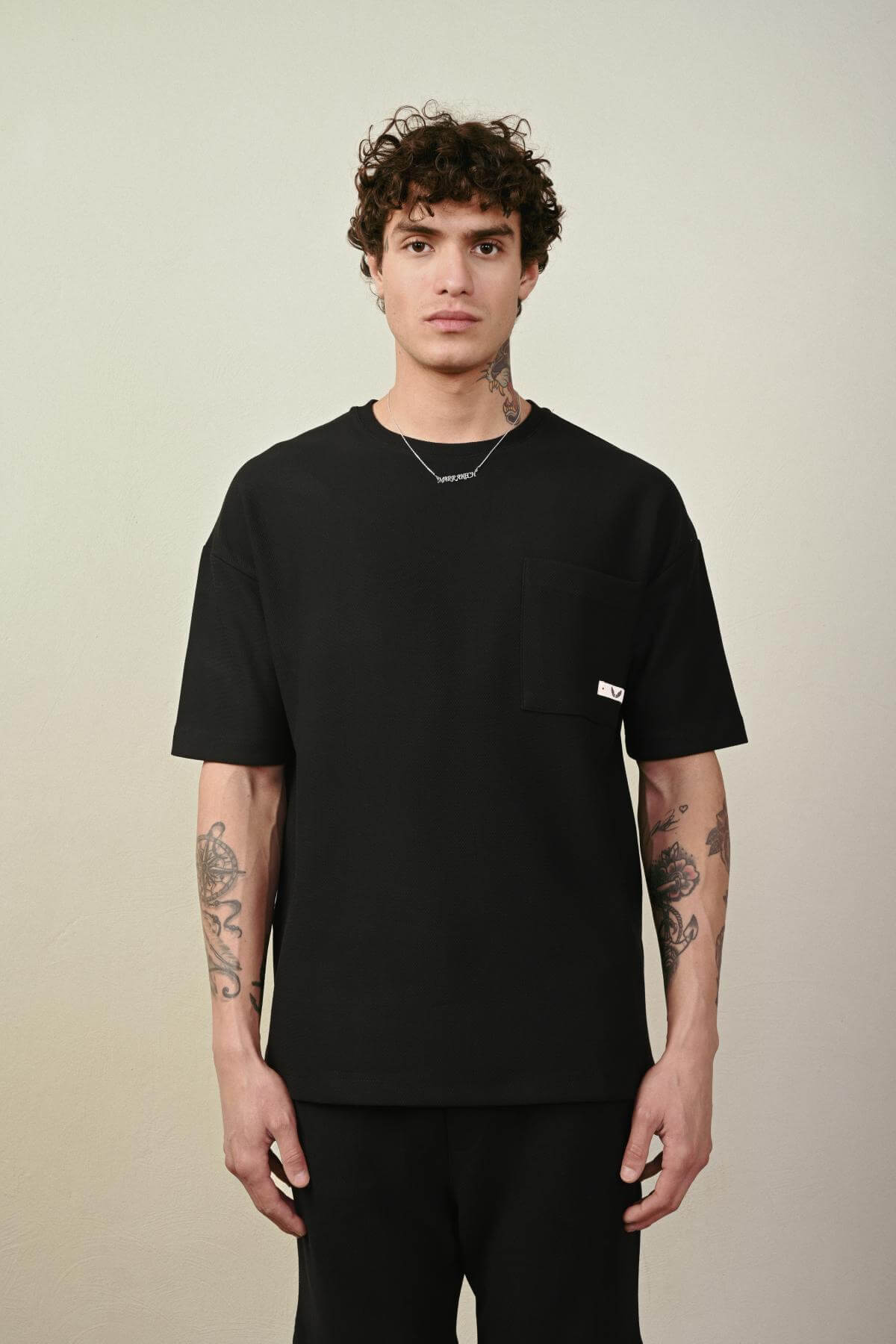 Wholesale Men Black T-shirt 721662