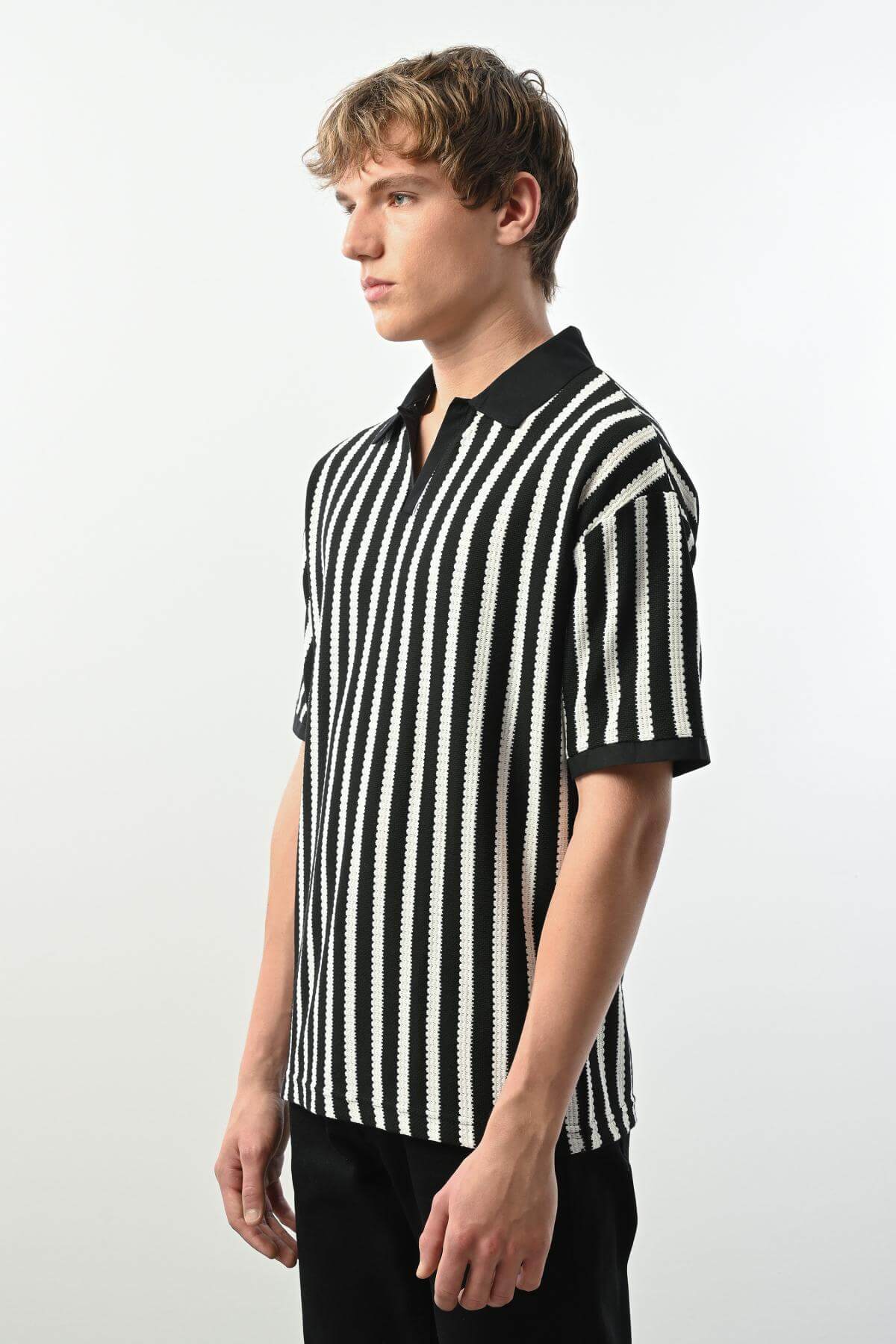 Wholesale Men Black T-shirt 721634