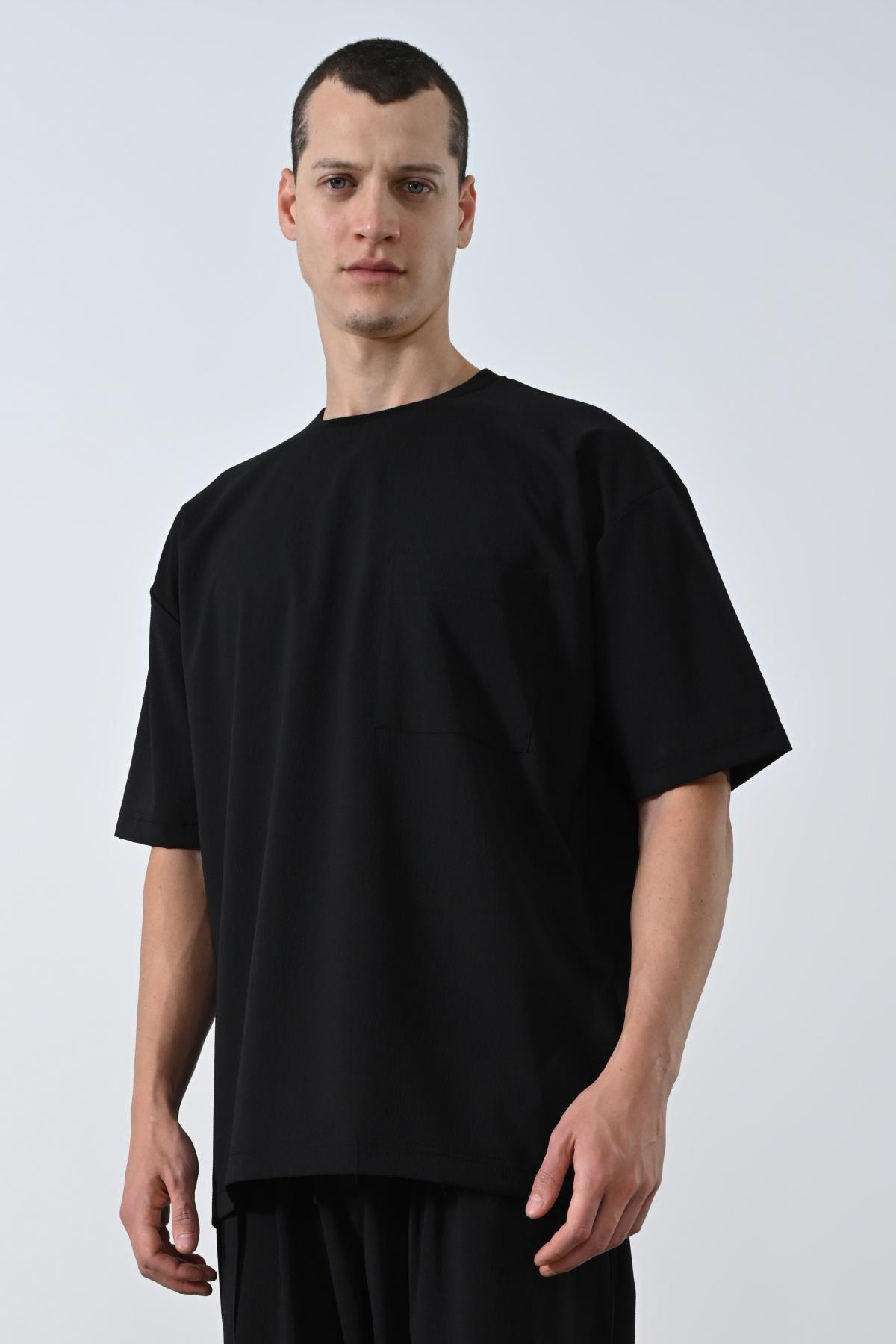 Wholesale Men Black T-shirt 721379